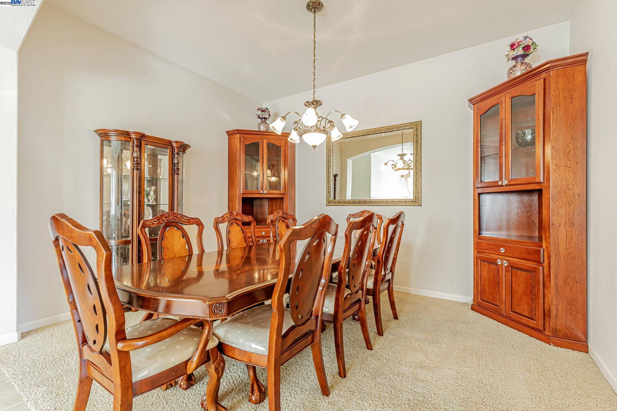 Detail Gallery Image 18 of 45 For 5149 Shipwheel Dr, Stockton,  CA 95206 - 4 Beds | 3 Baths