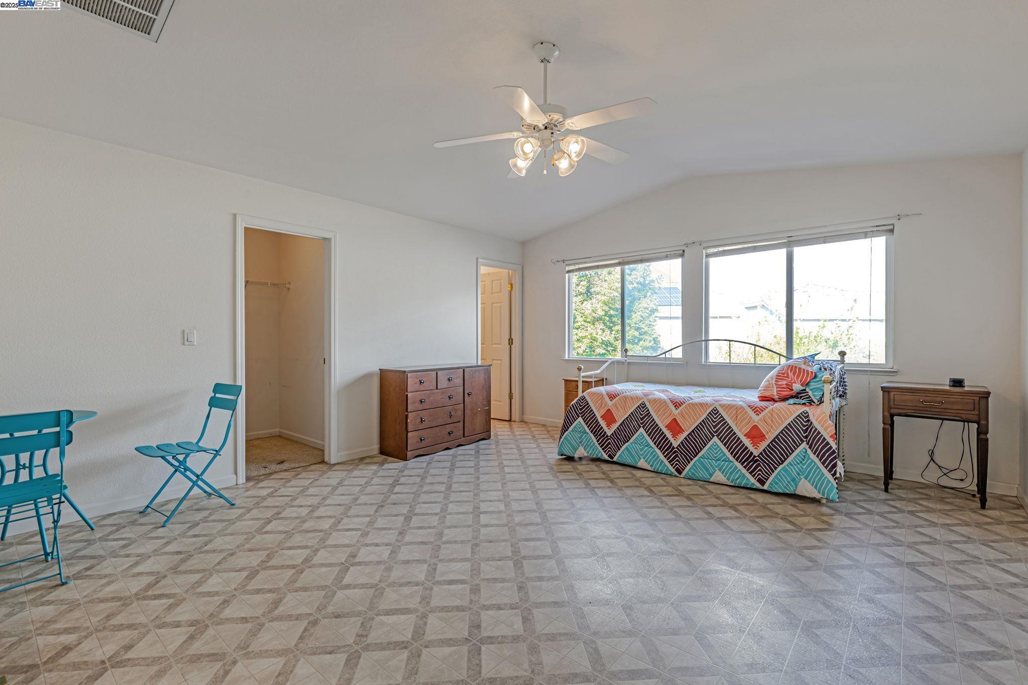 Detail Gallery Image 27 of 45 For 5149 Shipwheel Dr, Stockton,  CA 95206 - 4 Beds | 3 Baths