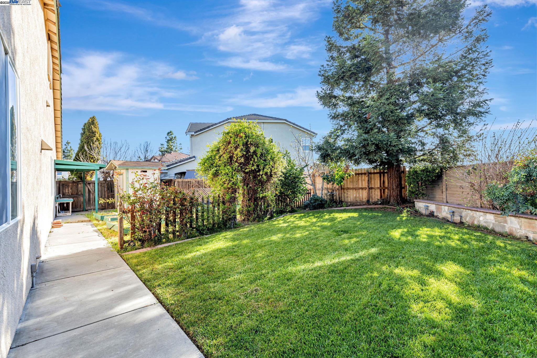 Detail Gallery Image 40 of 45 For 5149 Shipwheel Dr, Stockton,  CA 95206 - 4 Beds | 3 Baths
