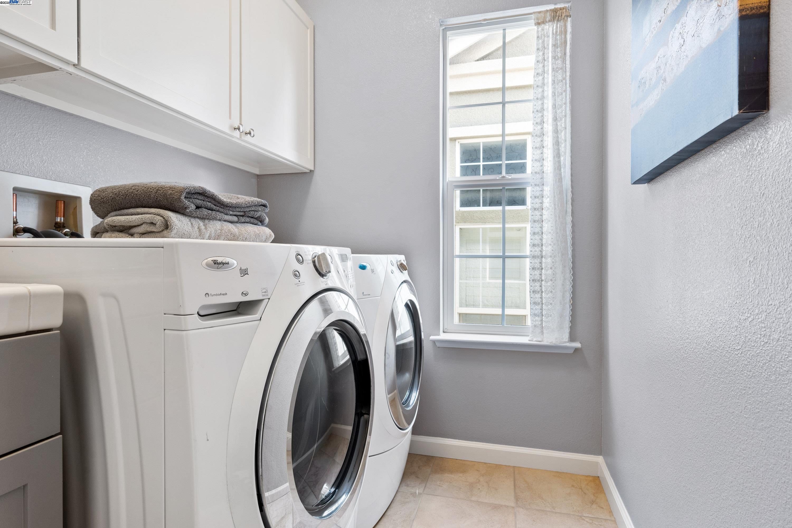 Detail Gallery Image 30 of 52 For 132 Maple Ln, East Palo Alto,  CA 94303 - 4 Beds | 2/1 Baths