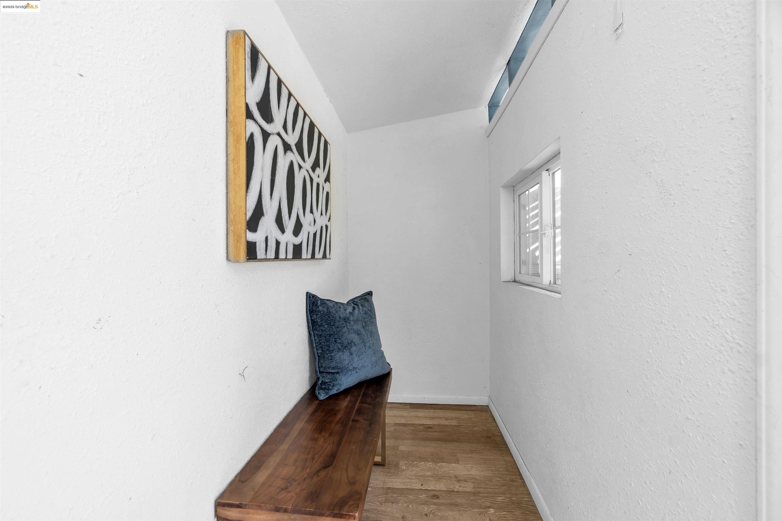 Detail Gallery Image 27 of 35 For 412 Pepper Ave, Palo Alto,  CA 94306 - 2 Beds | 1 Baths