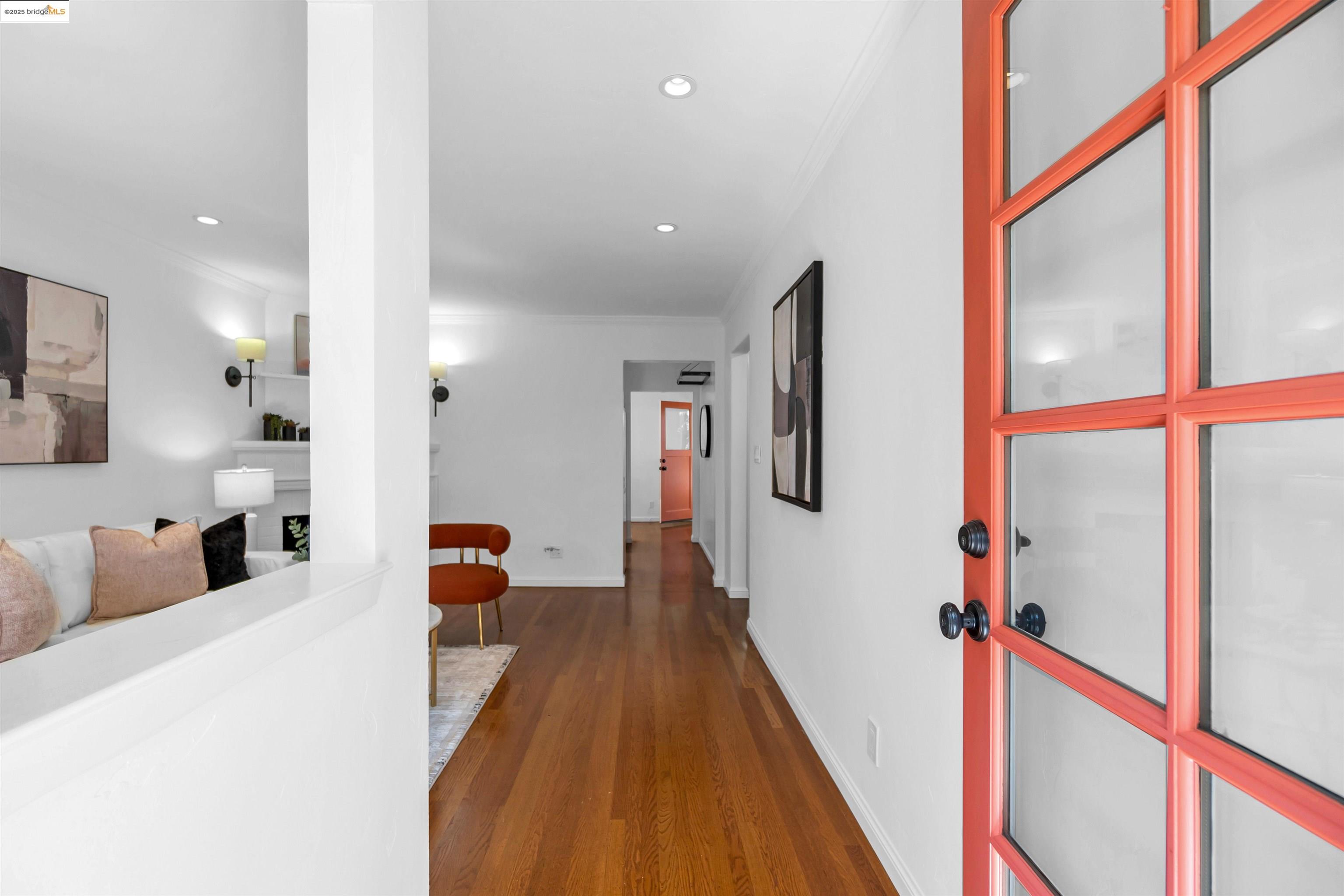Detail Gallery Image 4 of 35 For 412 Pepper Ave, Palo Alto,  CA 94306 - 2 Beds | 1 Baths