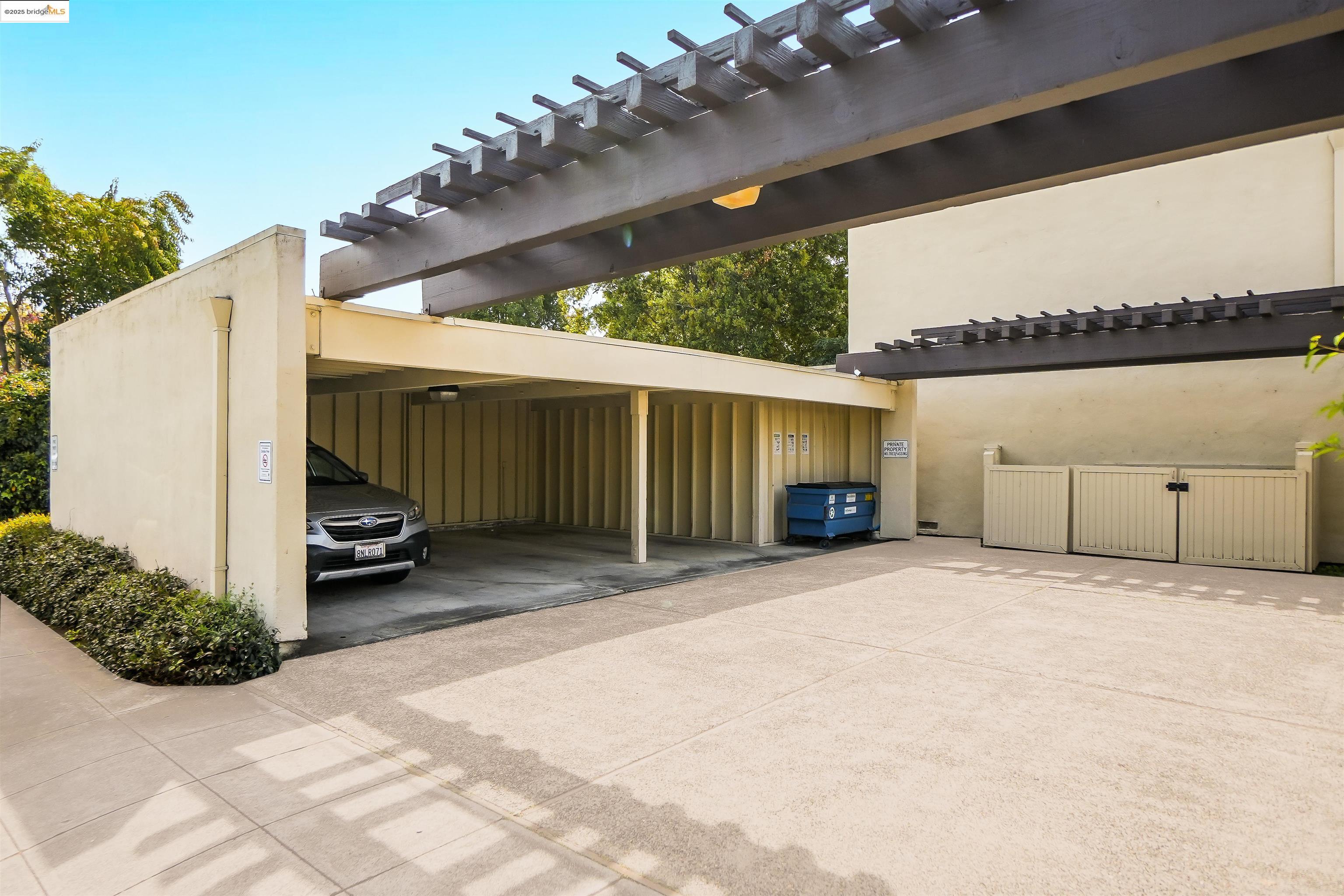 Detail Gallery Image 31 of 35 For 412 Pepper Ave, Palo Alto,  CA 94306 - 2 Beds | 1 Baths
