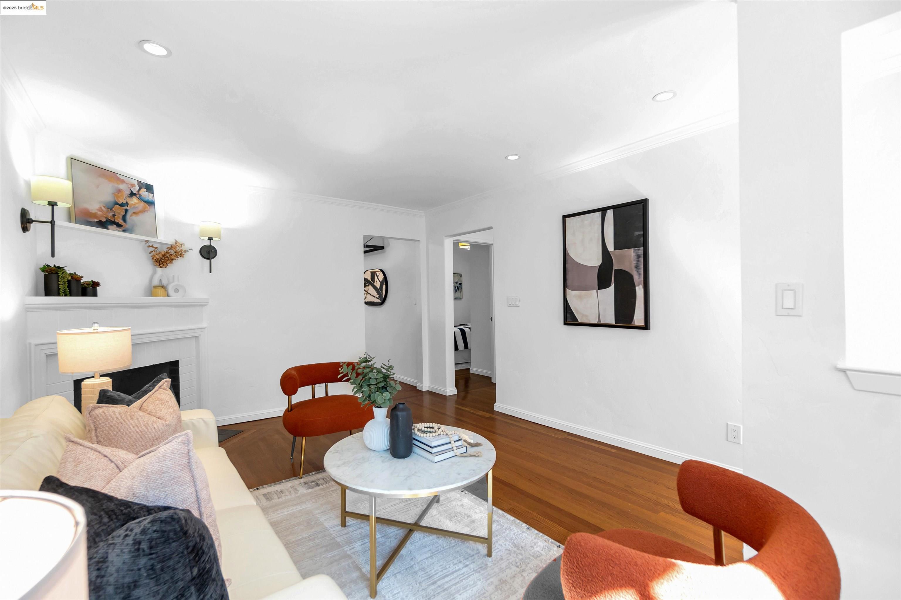 Detail Gallery Image 8 of 35 For 412 Pepper Ave, Palo Alto,  CA 94306 - 2 Beds | 1 Baths