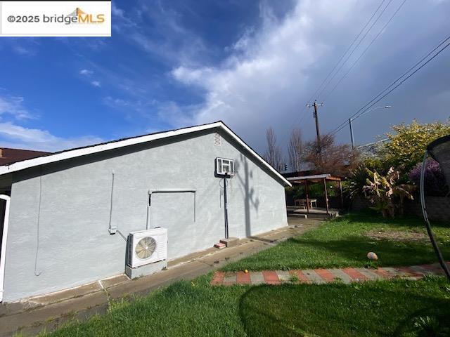 Detail Gallery Image 4 of 14 For 150 Daisy Ct, Vallejo,  CA 94589 - 4 Beds | 2 Baths