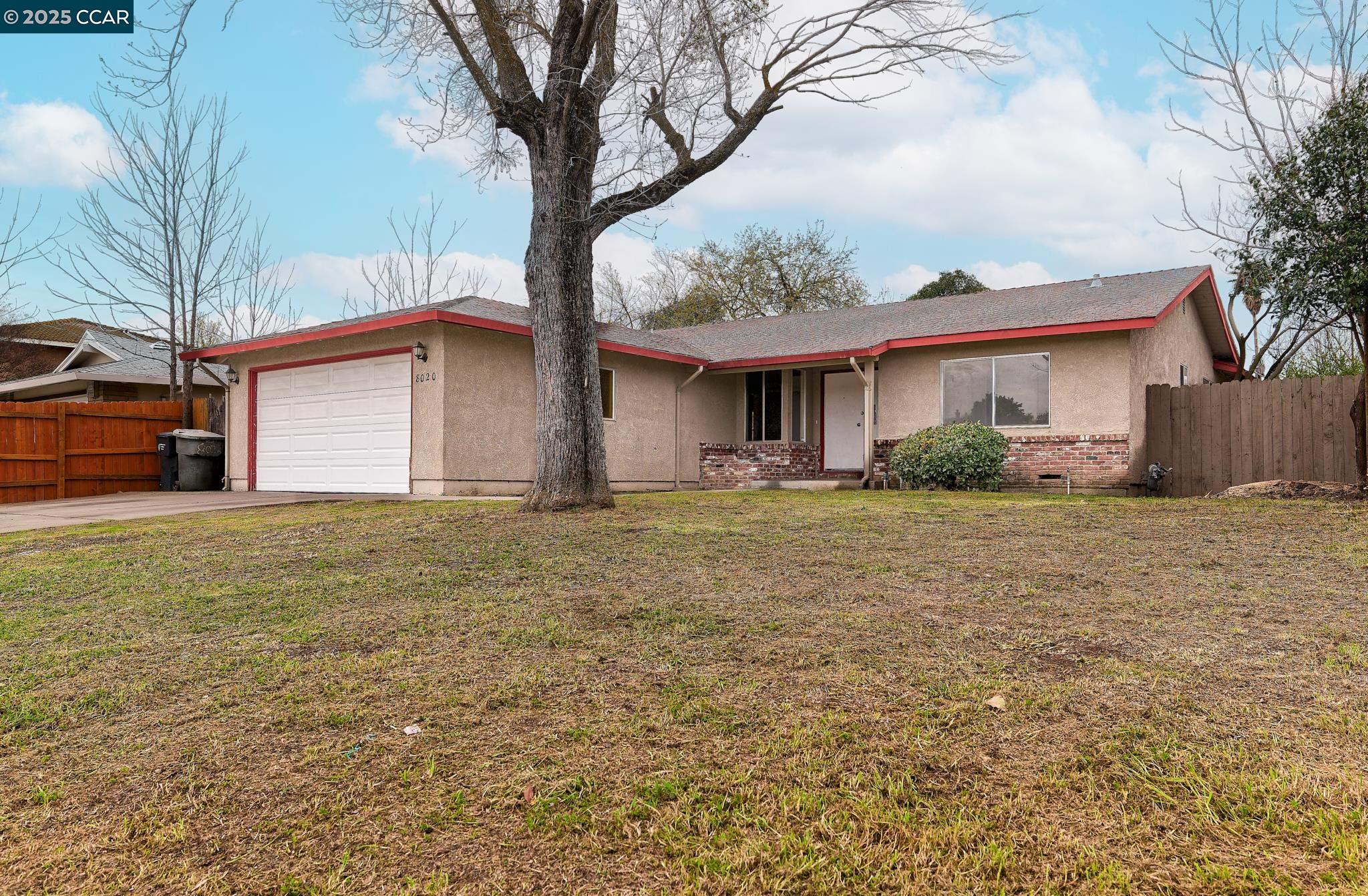 Detail Gallery Image 1 of 1 For 8020 Maybelline Way, Sacramento,  CA 95823 - 3 Beds | 2 Baths