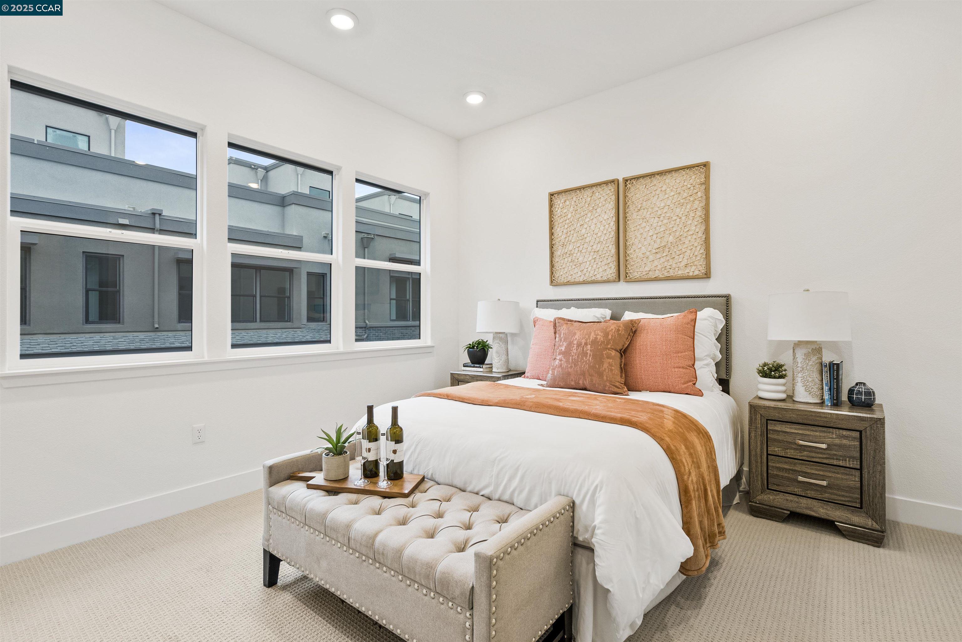 Detail Gallery Image 14 of 34 For 302 Stone Pine Terrace #4,  Sunnyvale,  CA 94086 - 4 Beds | 4 Baths