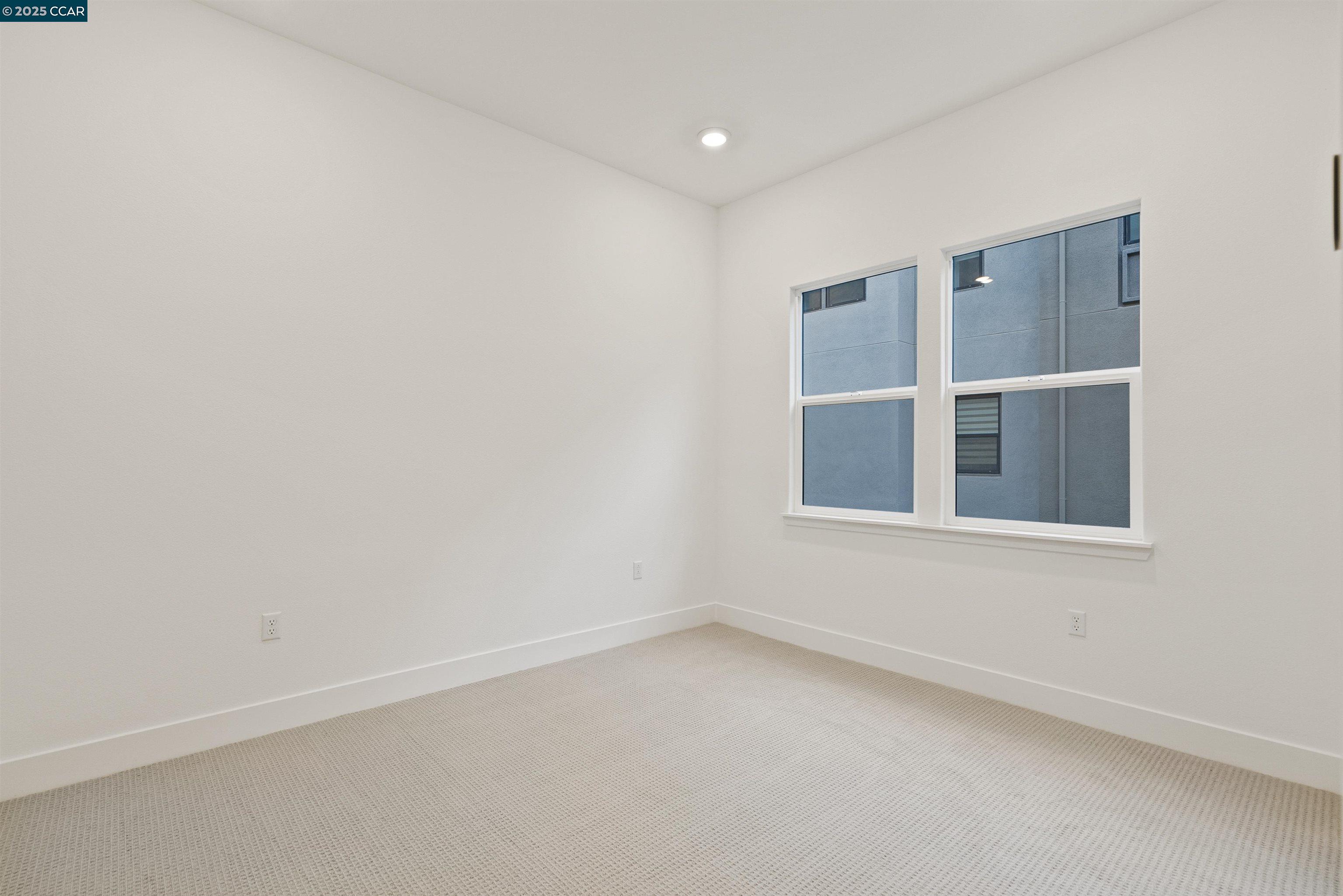 Detail Gallery Image 18 of 34 For 302 Stone Pine Terrace #4,  Sunnyvale,  CA 94086 - 4 Beds | 4 Baths