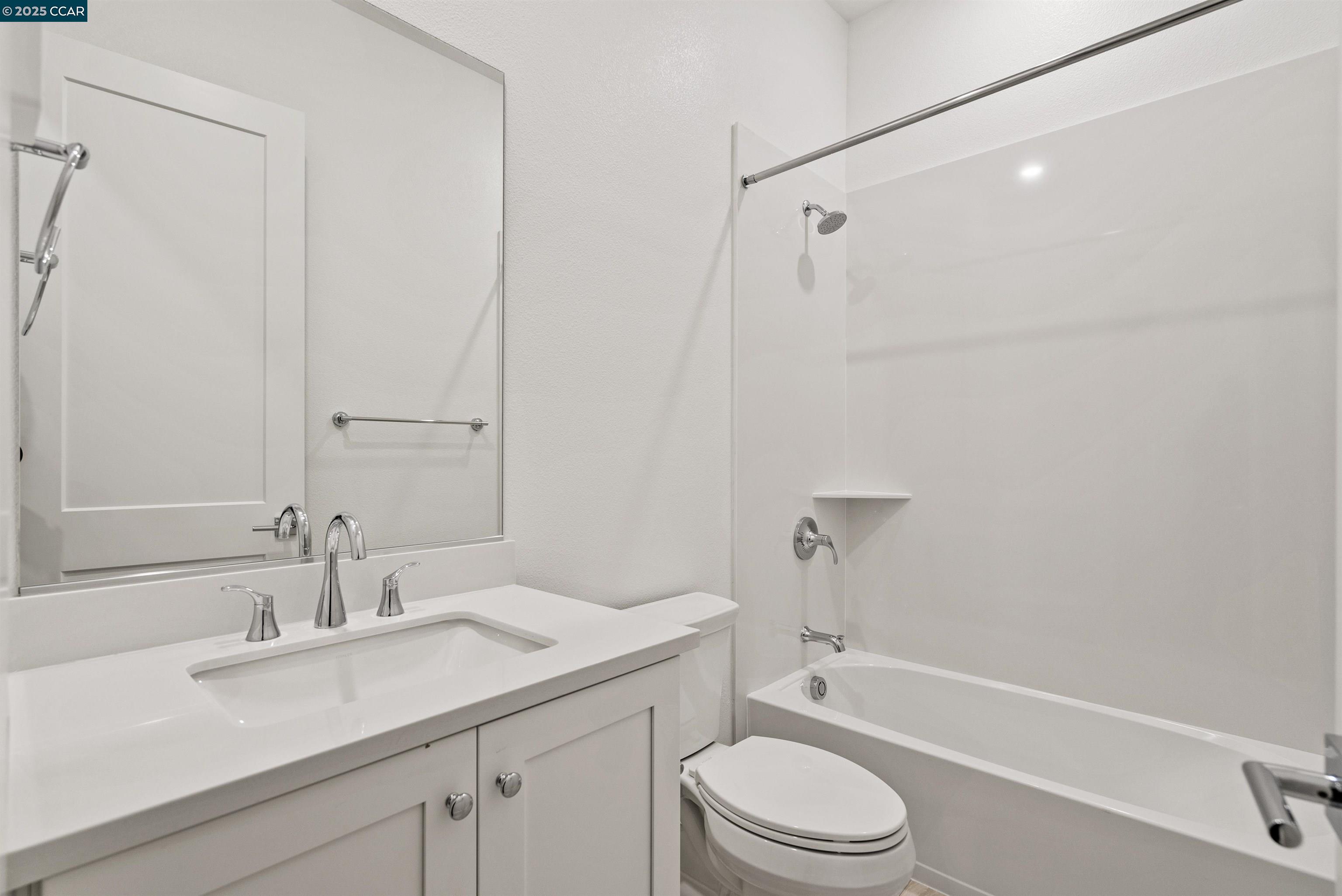 Detail Gallery Image 22 of 34 For 302 Stone Pine Terrace #4,  Sunnyvale,  CA 94086 - 4 Beds | 4 Baths