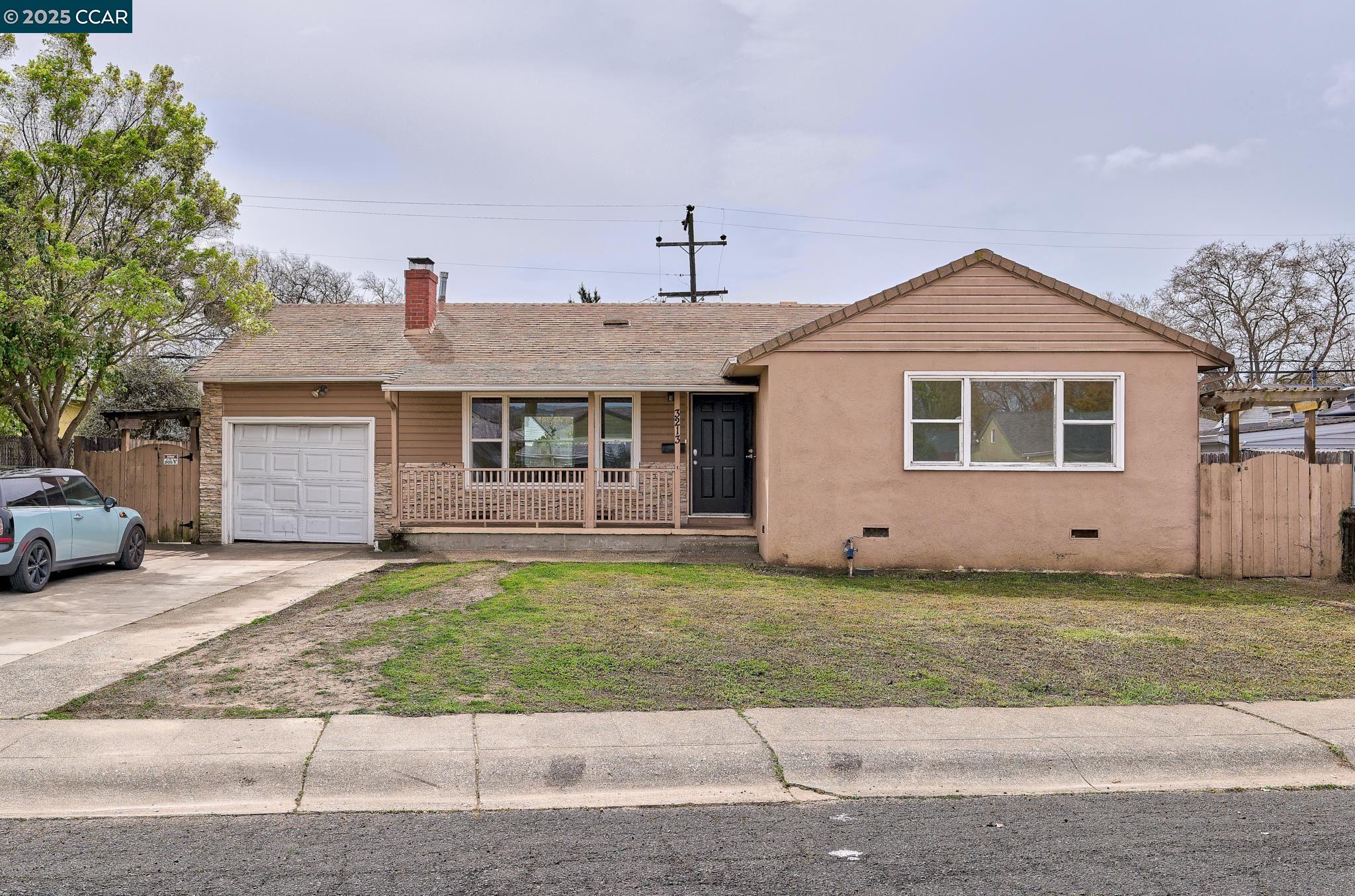Detail Gallery Image 1 of 1 For 3213 Georgia St, Vallejo,  CA 94591 - 3 Beds | 1 Baths