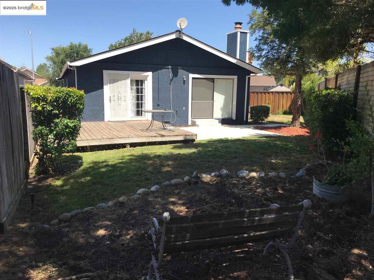 Detail Gallery Image 7 of 17 For 353 Hazelnut Ln, Oakley,  CA 94561 - 2 Beds | 1 Baths
