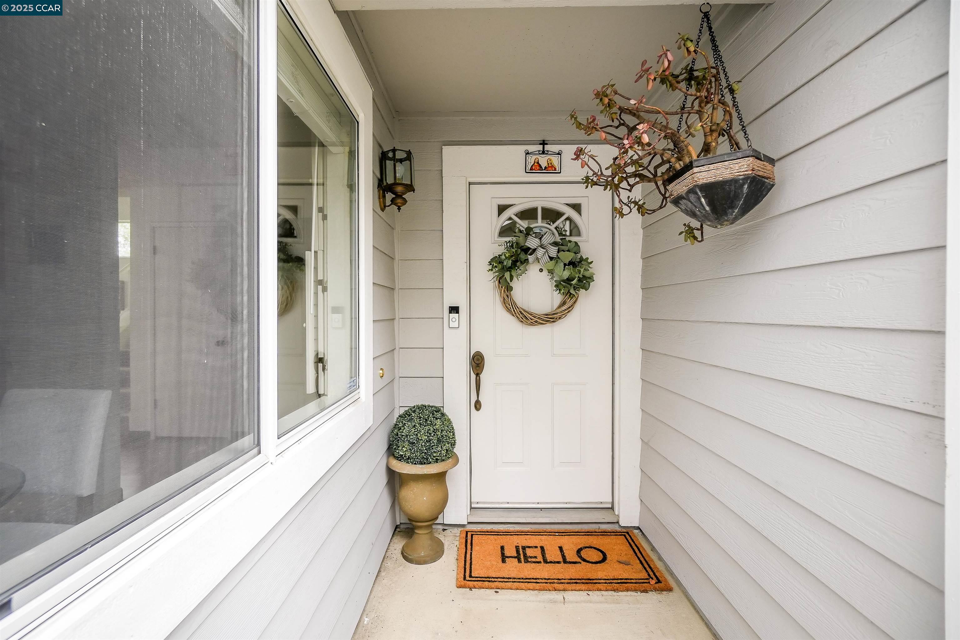 Detail Gallery Image 7 of 47 For 436 N Wildwood, Hercules,  CA 94547 - 3 Beds | 2/1 Baths