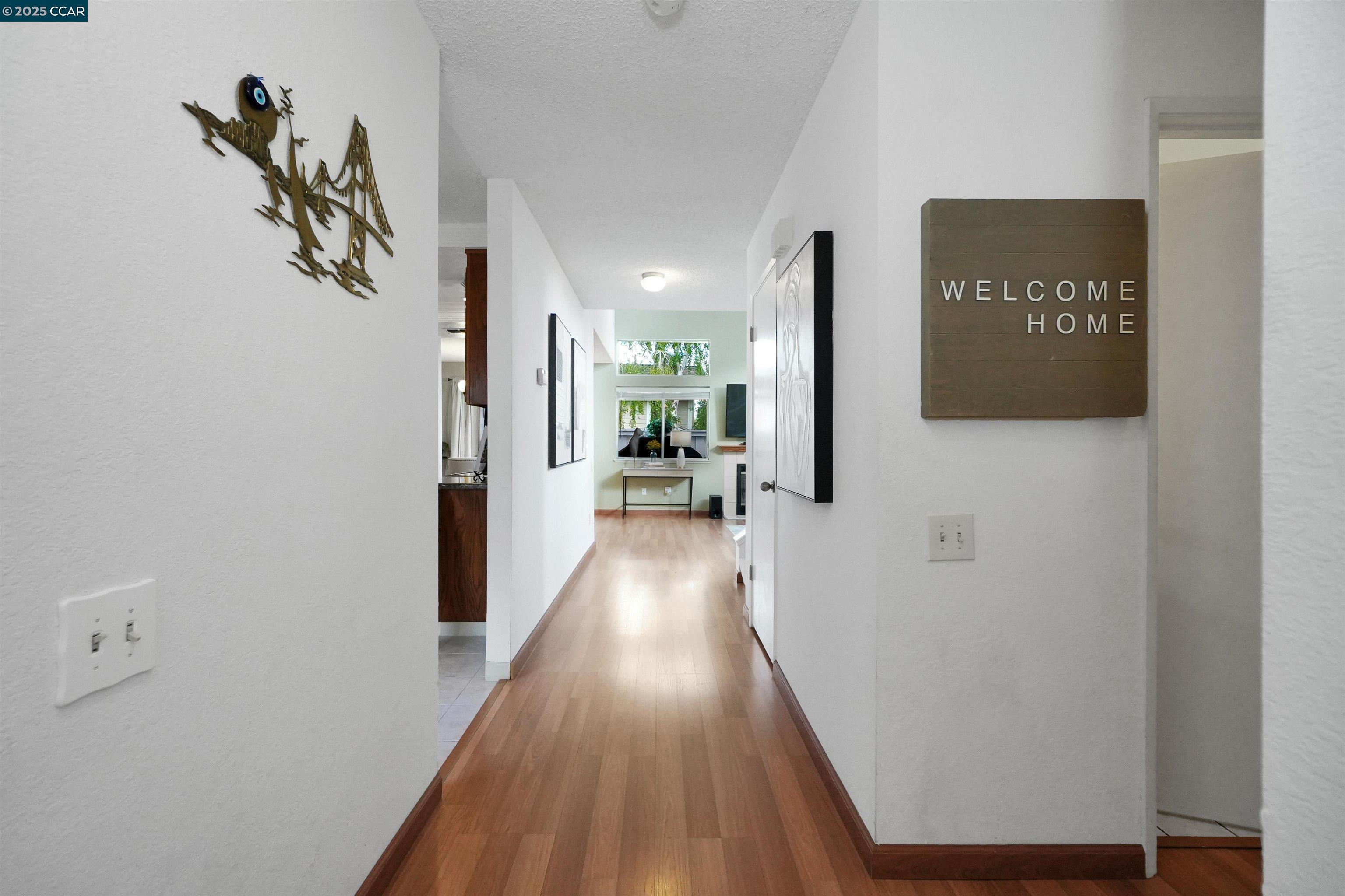Detail Gallery Image 8 of 47 For 436 N Wildwood, Hercules,  CA 94547 - 3 Beds | 2/1 Baths