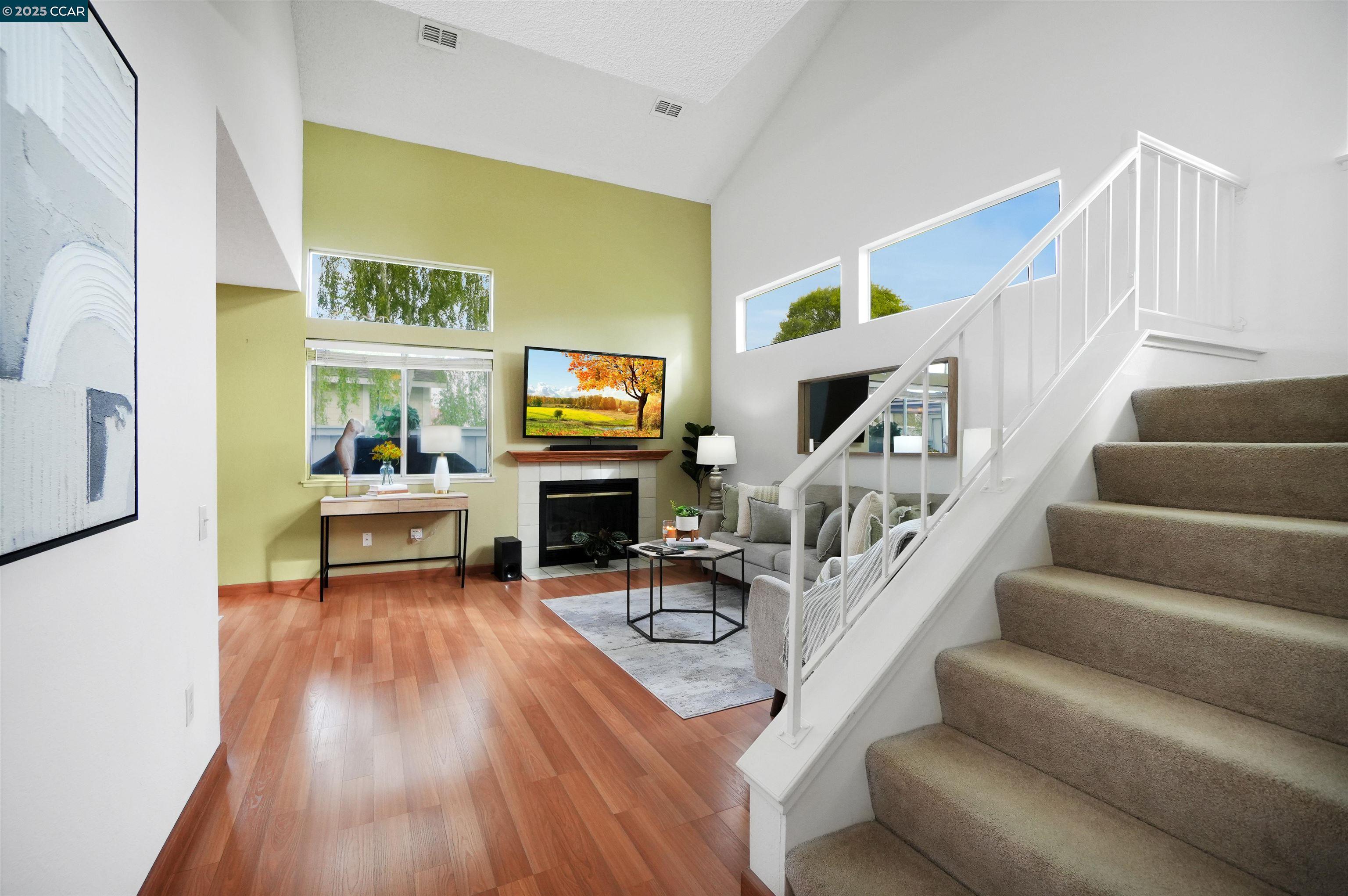 Detail Gallery Image 10 of 47 For 436 N Wildwood, Hercules,  CA 94547 - 3 Beds | 2/1 Baths