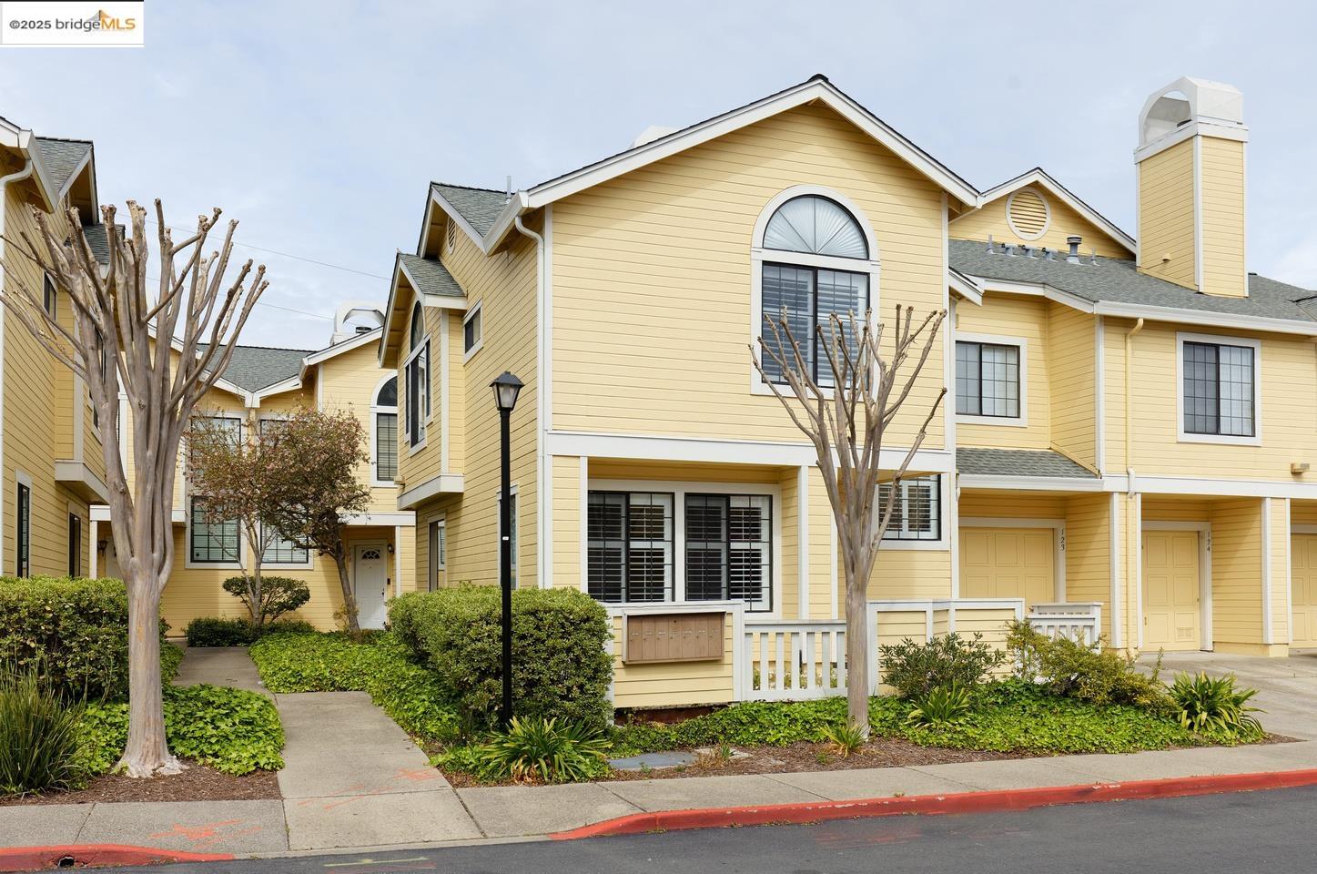 Photo #2: 41090629 Listing 