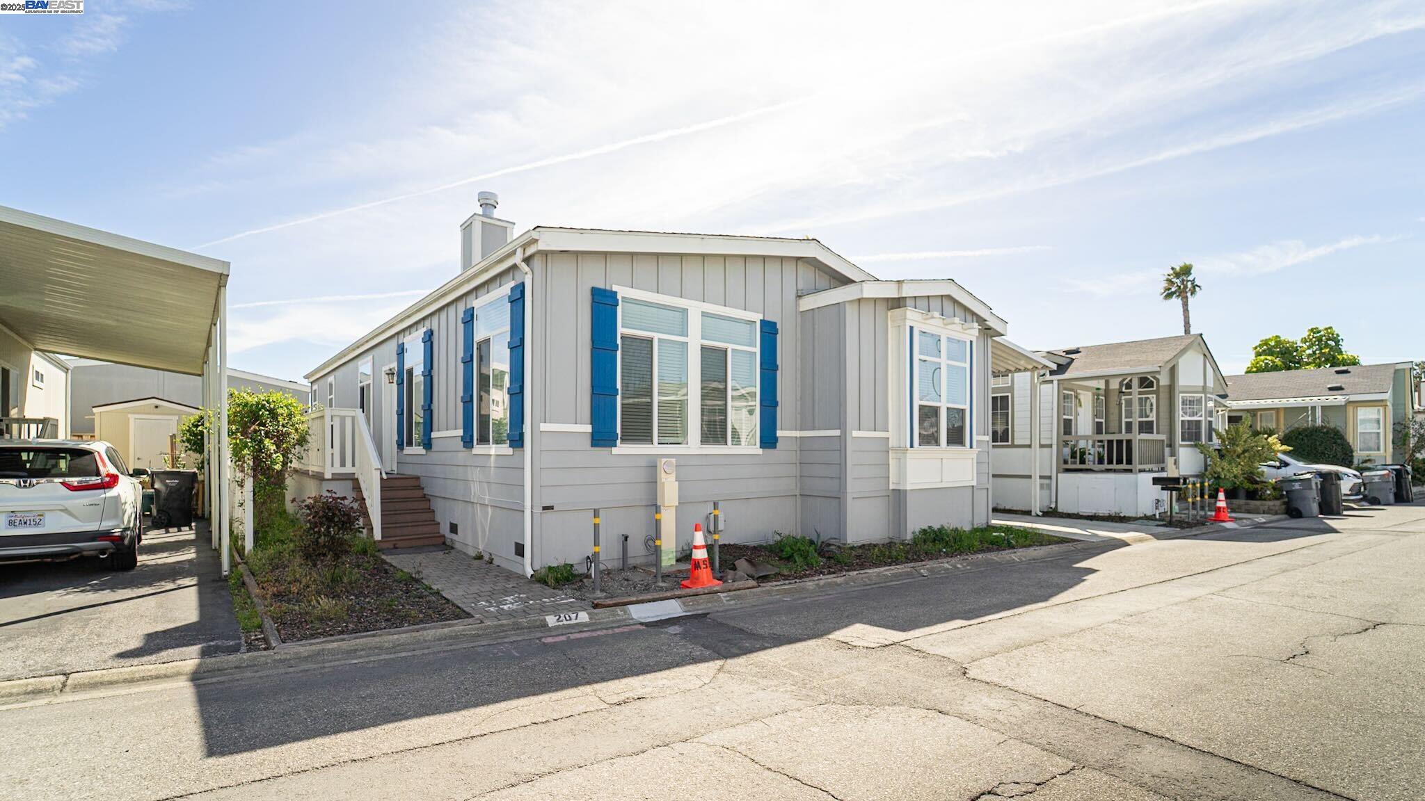 Detail Gallery Image 19 of 19 For 1085 Tasman Dr #207,  Sunnyvale,  CA 94089 - 3 Beds | 2 Baths