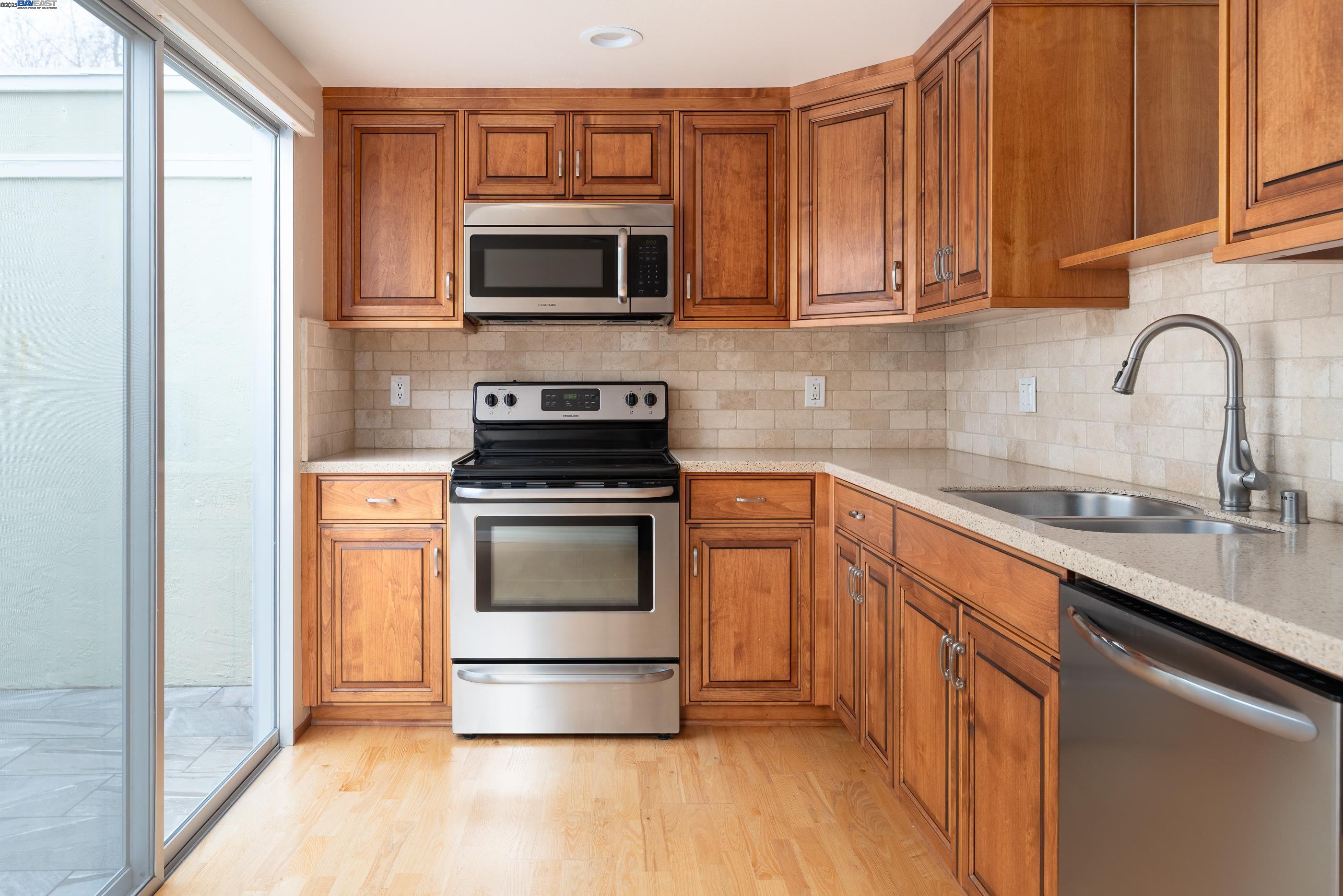 Photo #5: 41090648 Listing 