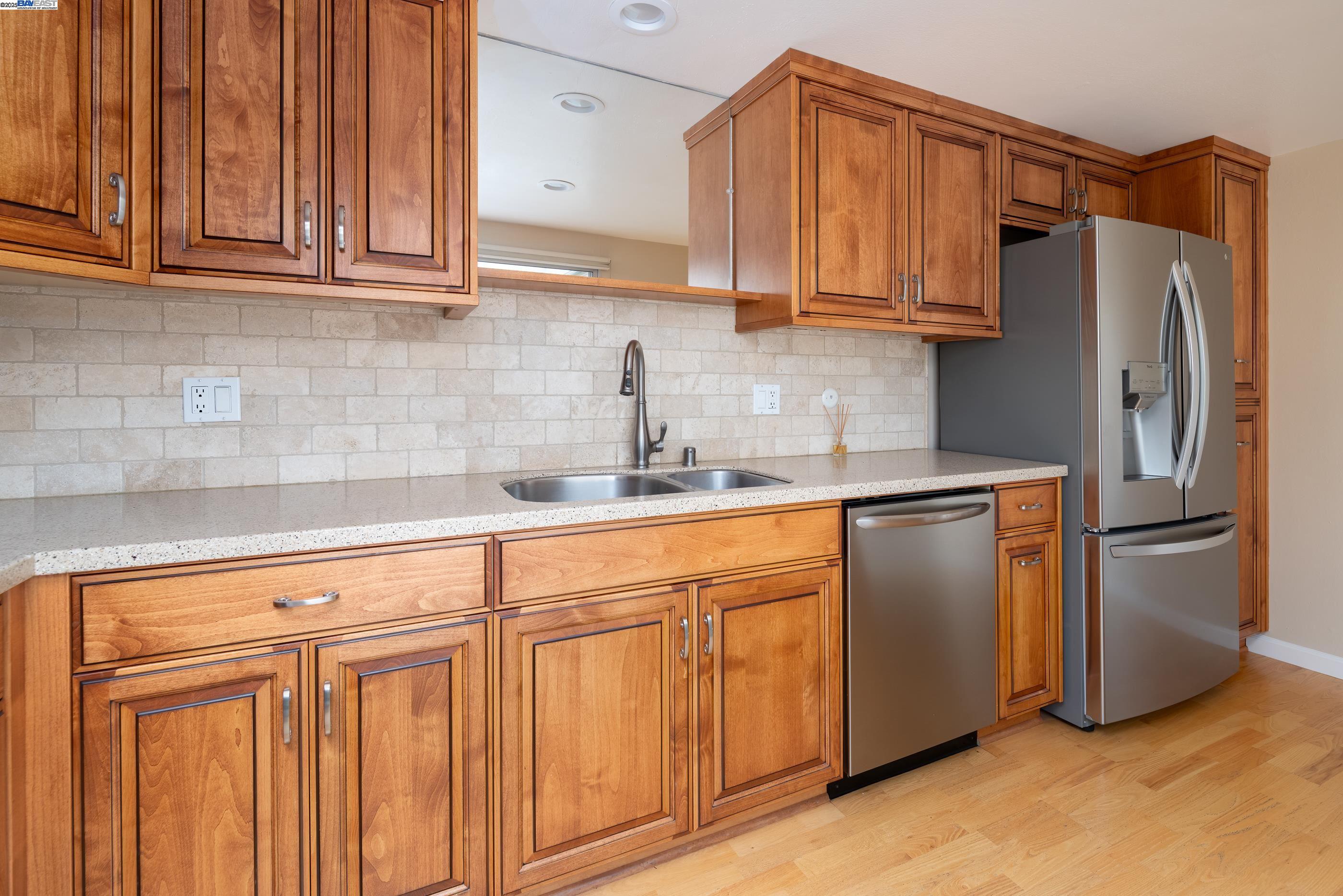 Photo #6: 41090648 Listing 