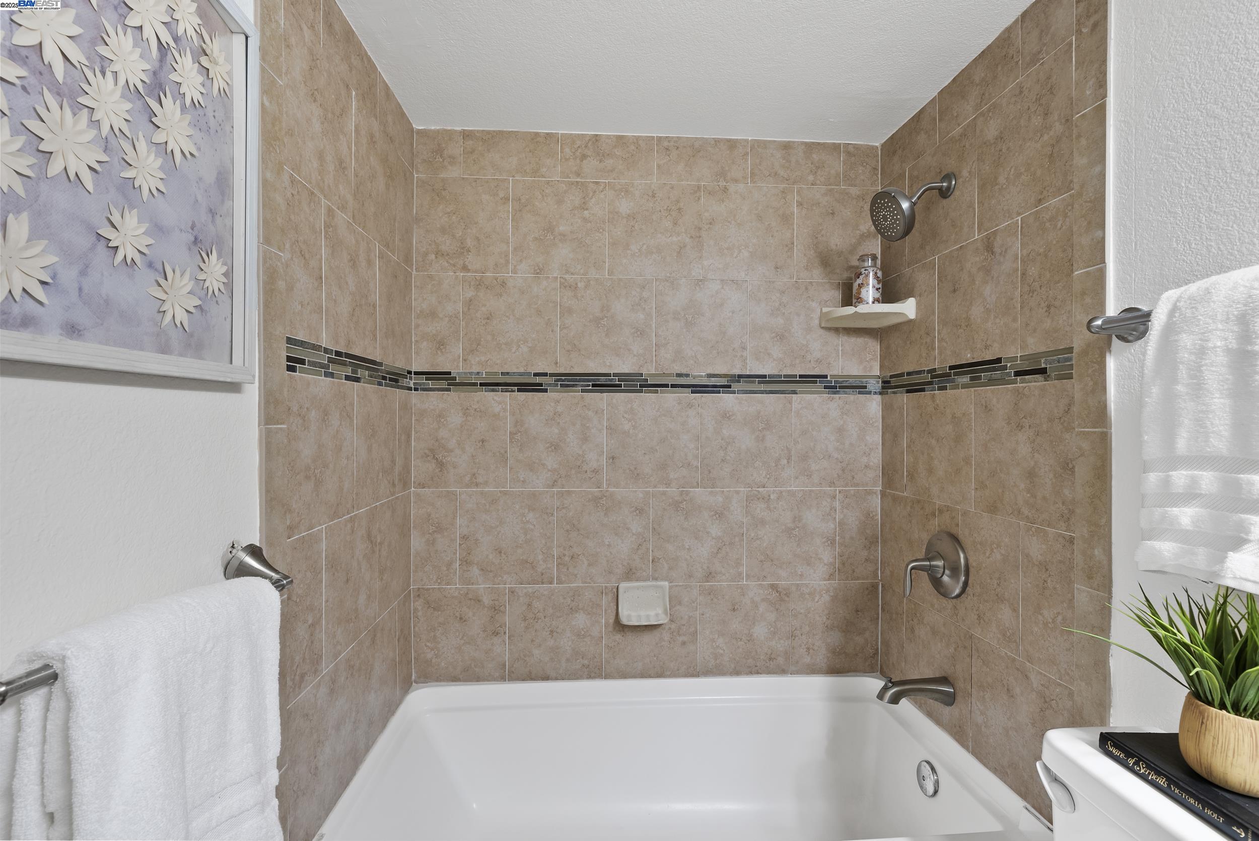 Photo #14: 41090650 Listing: Photo #14