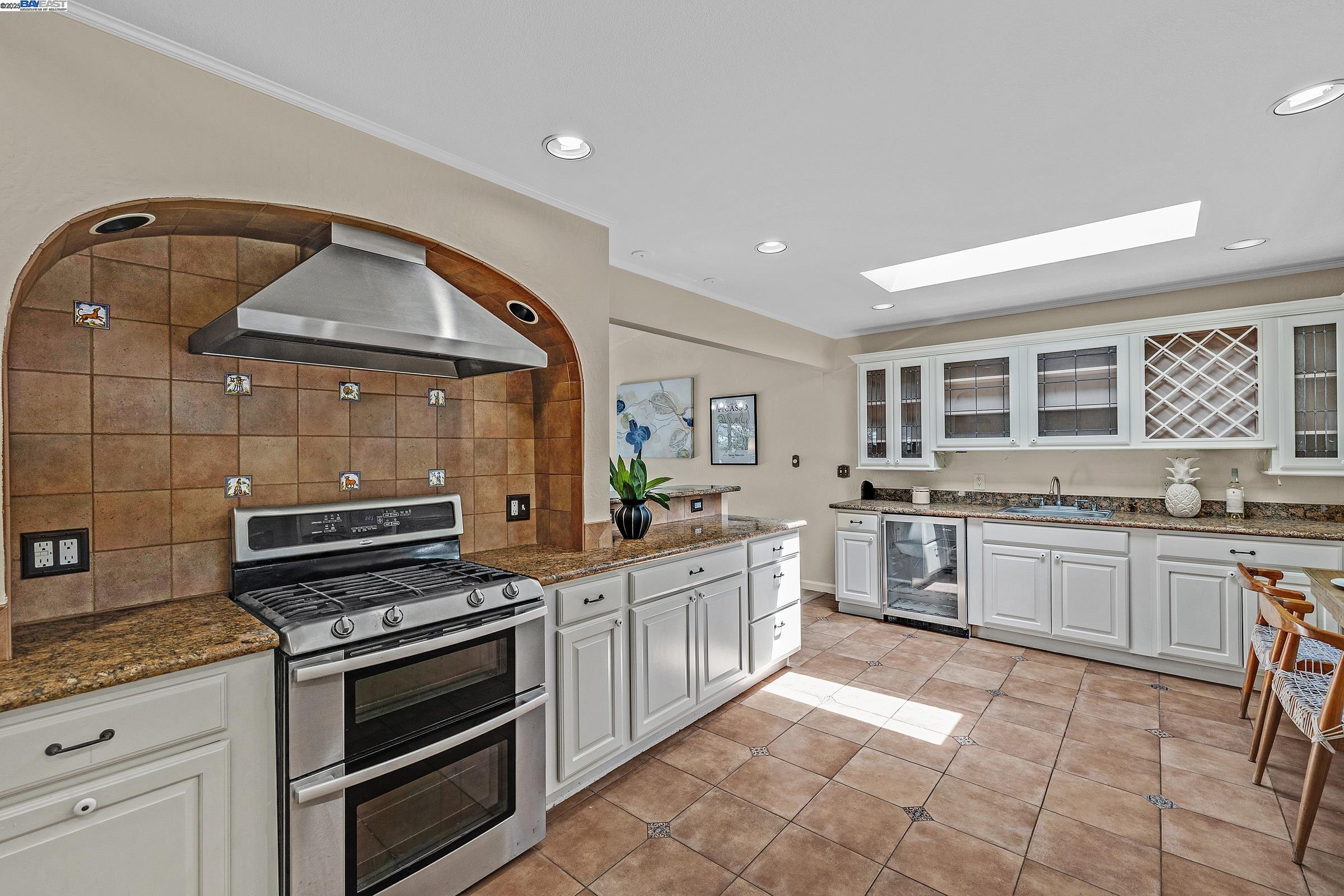 Detail Gallery Image 15 of 40 For 5375 Sandra Way, Livermore,  CA 94550 - 4 Beds | 3 Baths