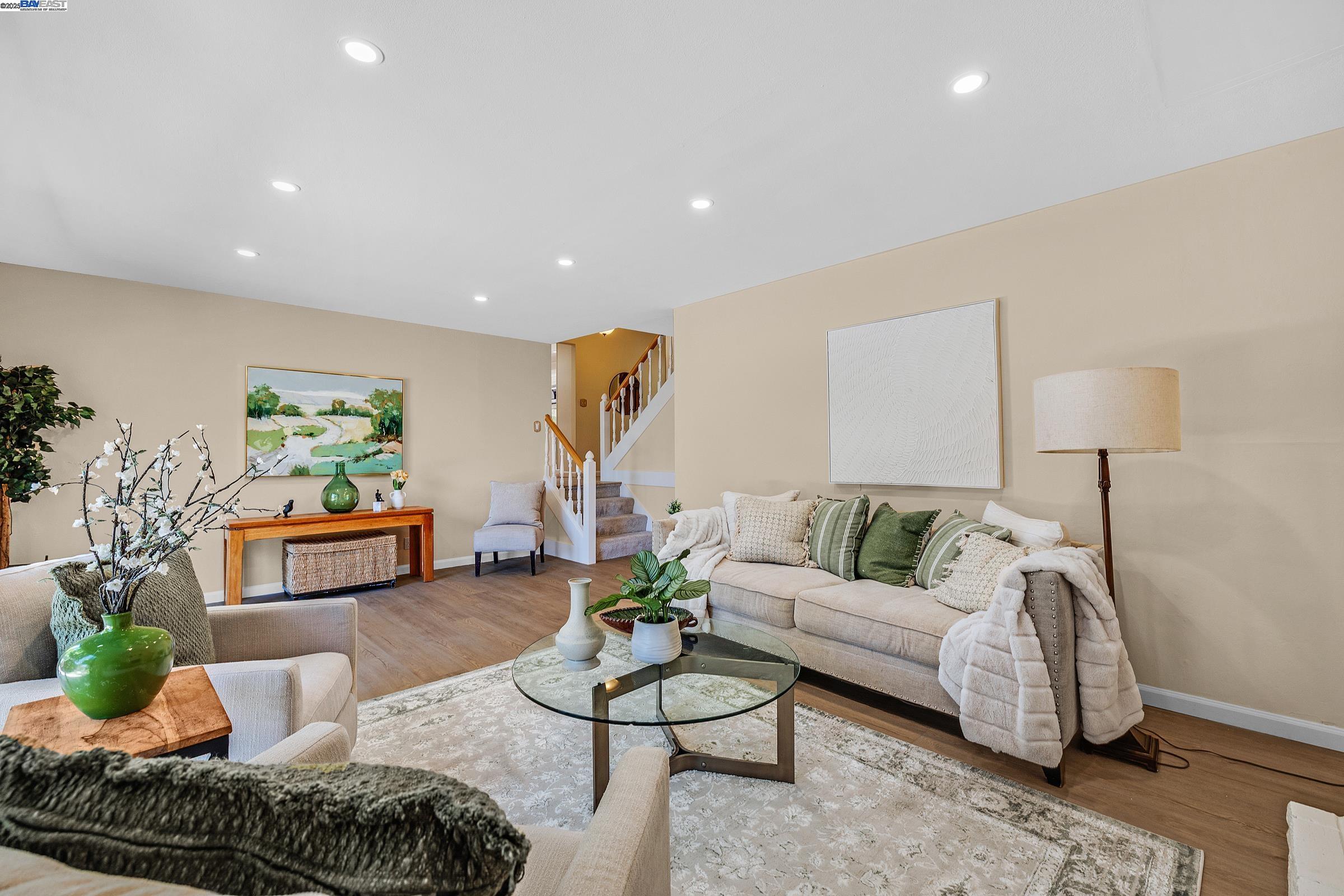 Detail Gallery Image 19 of 40 For 5375 Sandra Way, Livermore,  CA 94550 - 4 Beds | 3 Baths