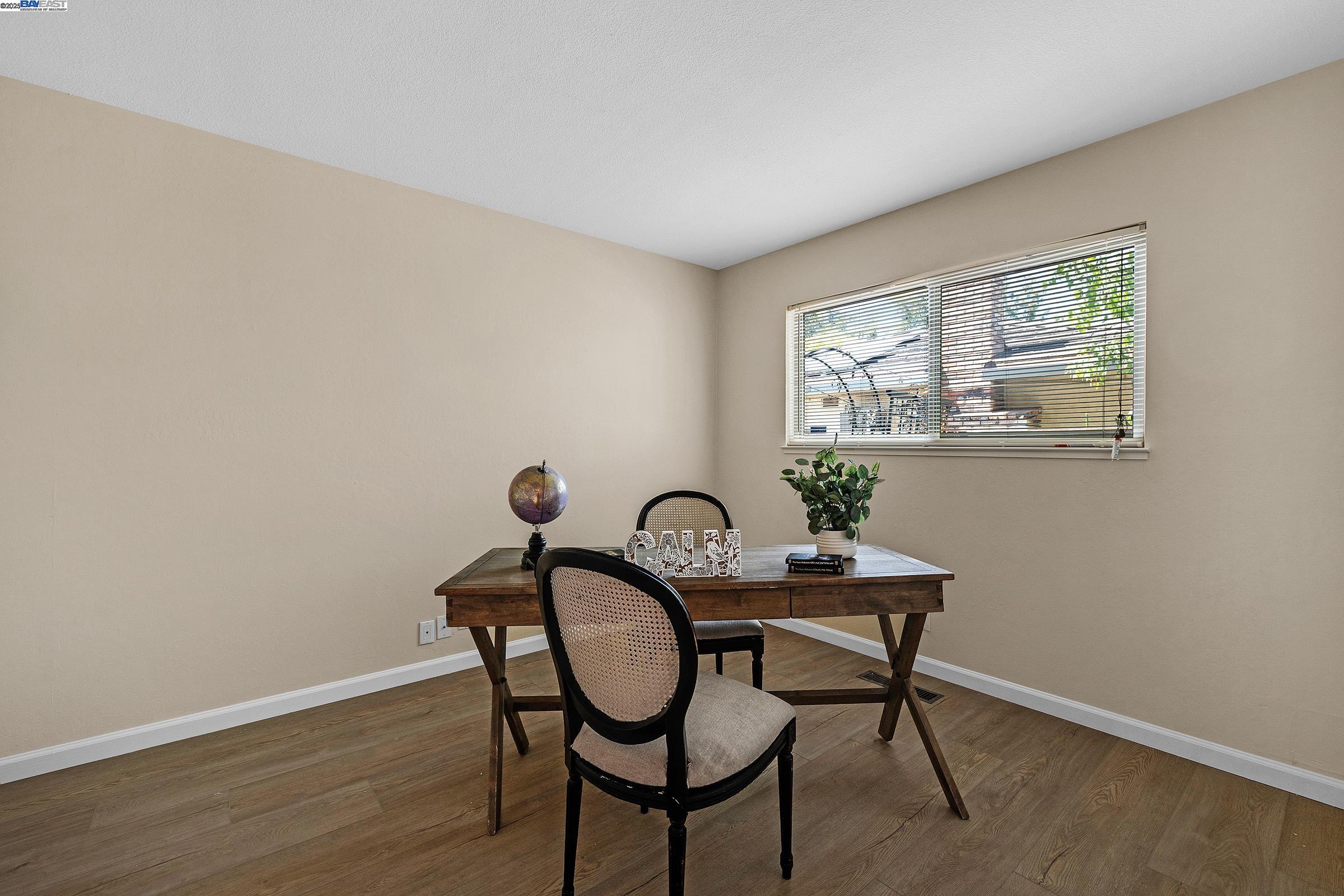 Detail Gallery Image 20 of 40 For 5375 Sandra Way, Livermore,  CA 94550 - 4 Beds | 3 Baths