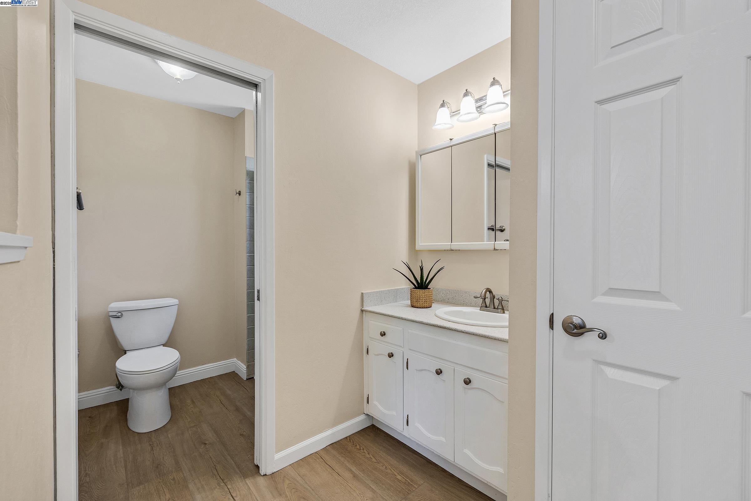 Detail Gallery Image 24 of 40 For 5375 Sandra Way, Livermore,  CA 94550 - 4 Beds | 3 Baths