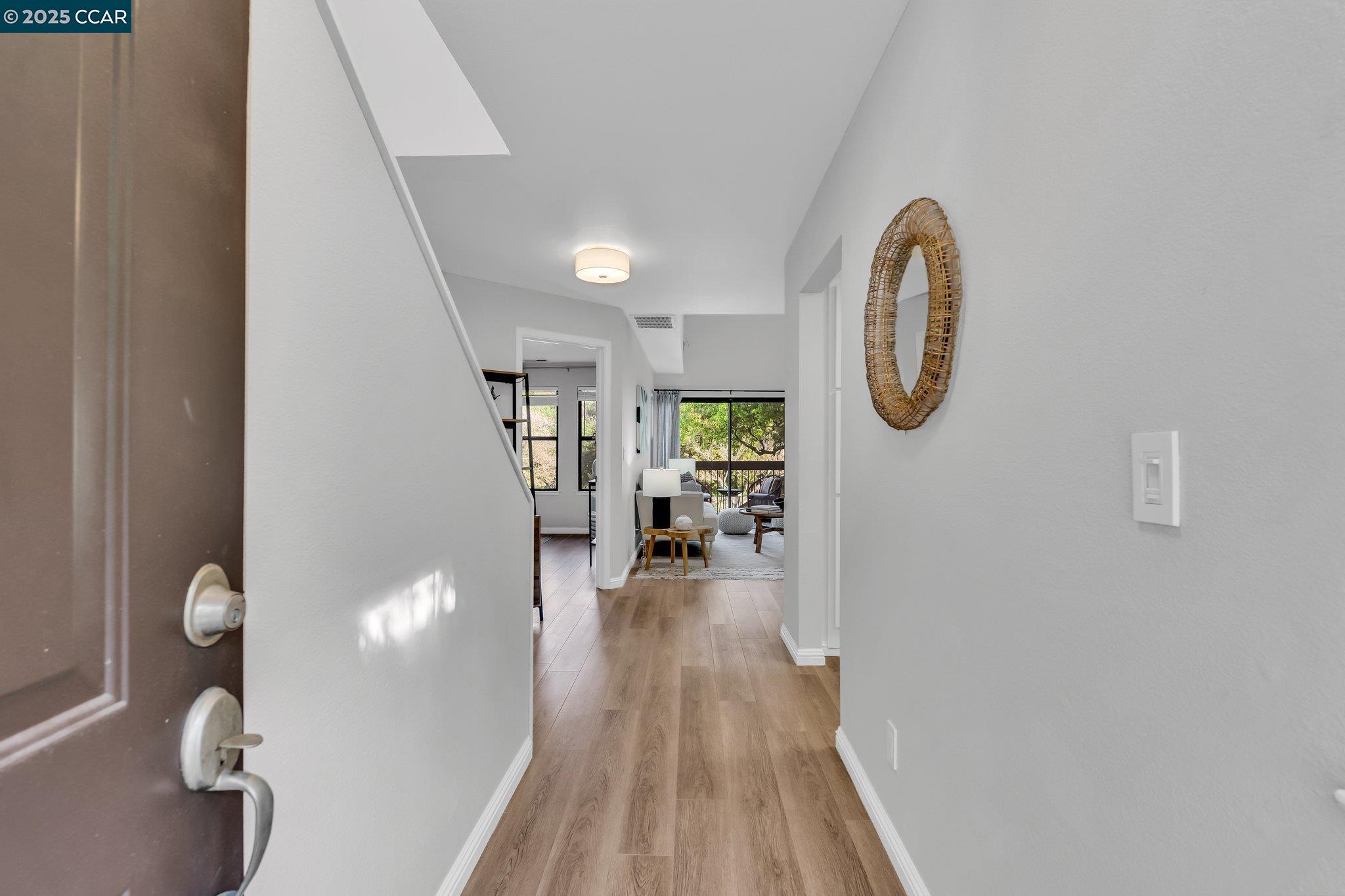 Photo #9: 41090678 Listing: Photo #9
