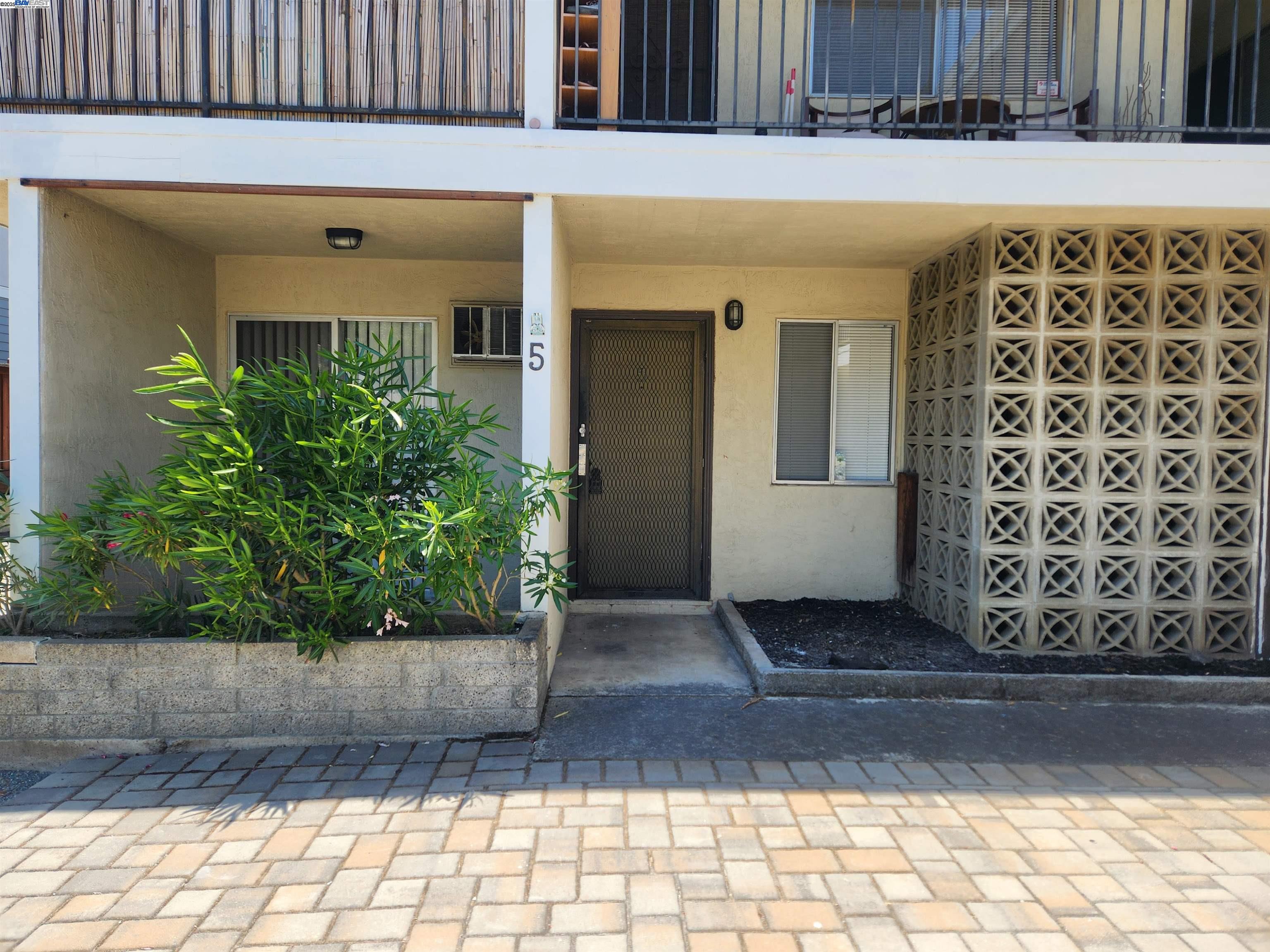 568 Saint John # 5, Pleasanton, California 94566, 1 Bedroom Bedrooms, 3 Rooms Rooms,1 BathroomBathrooms,Residential Lease,For Rent,568 Saint John # 5,41090681