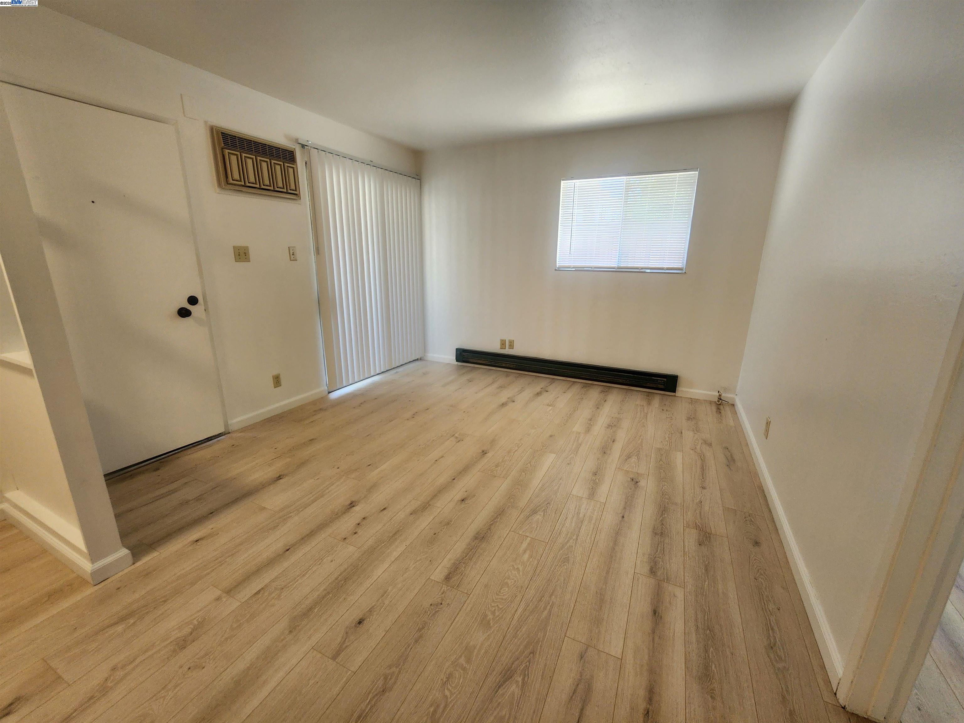 568 Saint John # 5, Pleasanton, California 94566, 1 Bedroom Bedrooms, 3 Rooms Rooms,1 BathroomBathrooms,Residential Lease,For Rent,568 Saint John # 5,41090681