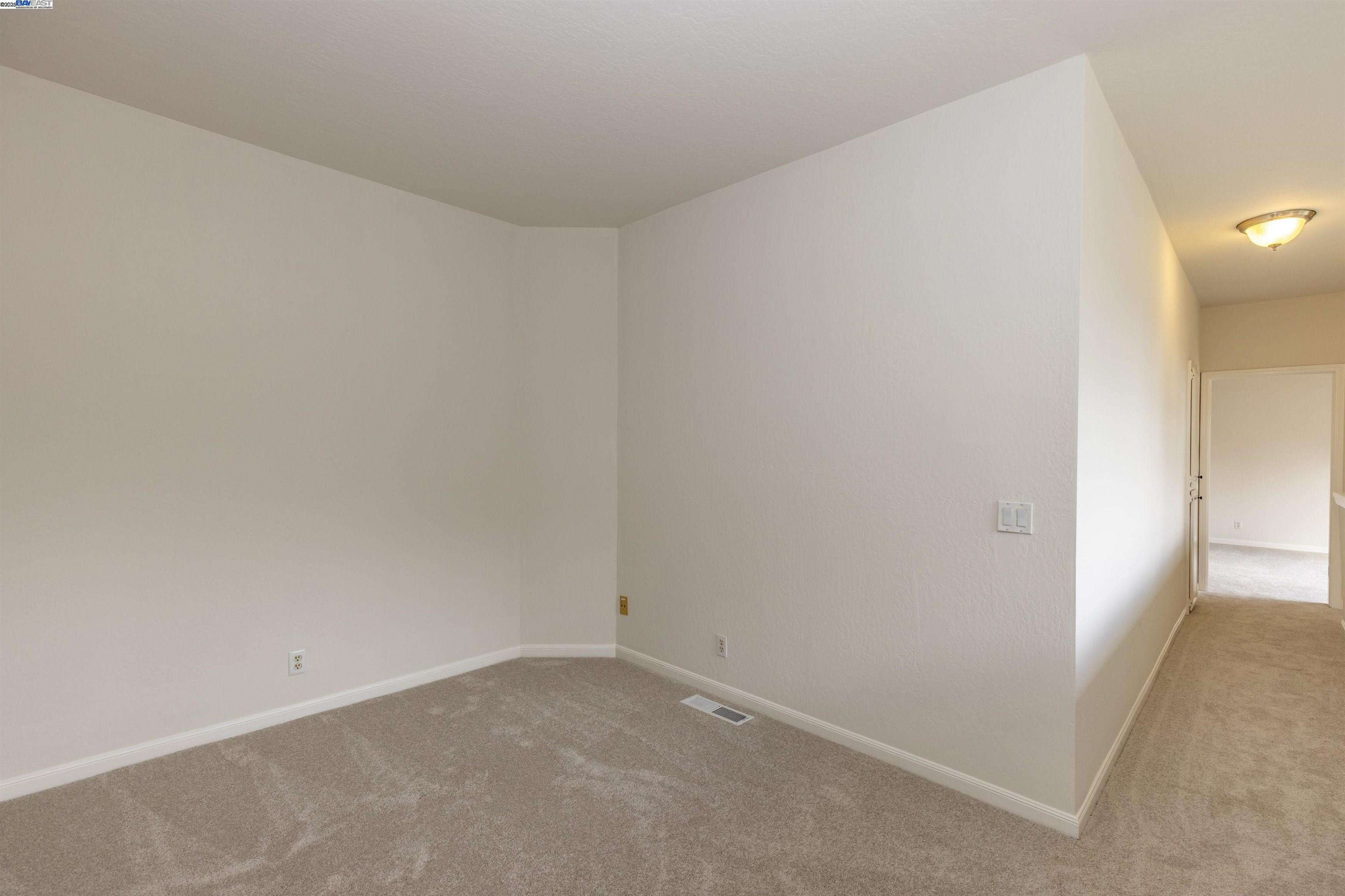 Photo #33: 41090691 Listing: Photo #33