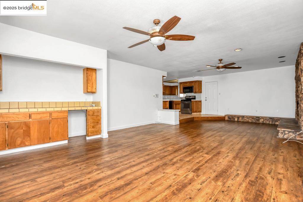 Detail Gallery Image 15 of 29 For 400 Rainier Dr, Lodi,  CA 95242 - 3 Beds | 2 Baths