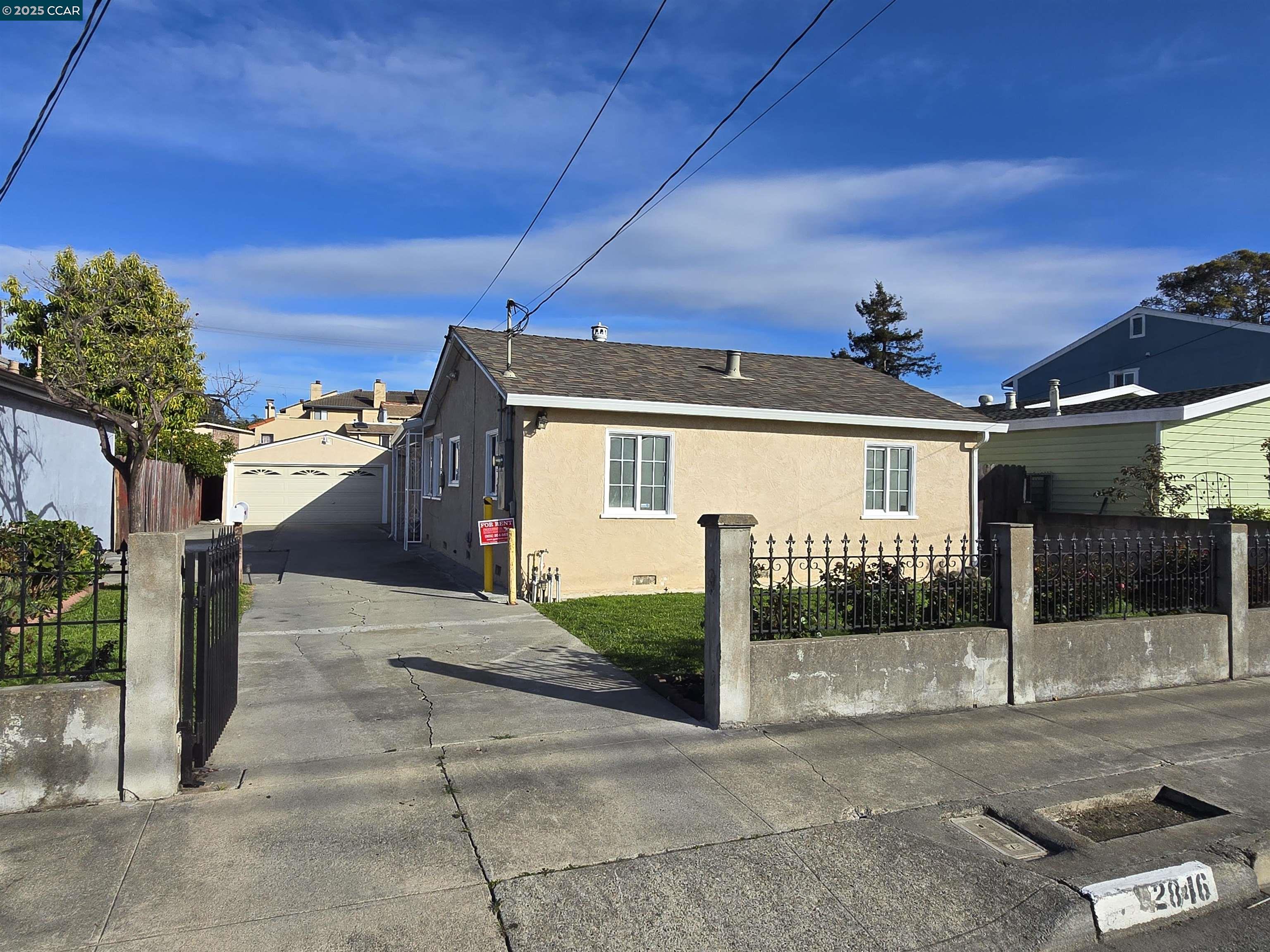 Detail Gallery Image 1 of 13 For 2846 20th St, San Pablo,  CA 94806 - 4 Beds | 2 Baths