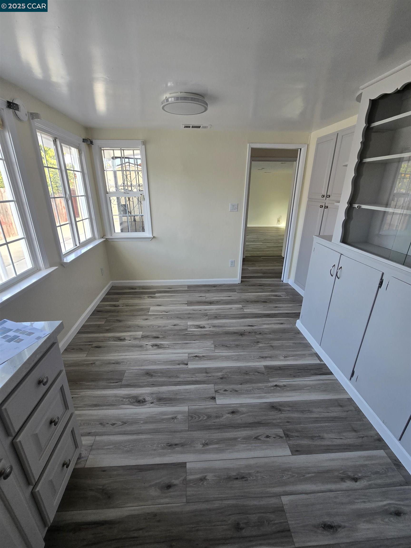 Detail Gallery Image 6 of 13 For 2846 20th St, San Pablo,  CA 94806 - 4 Beds | 2 Baths