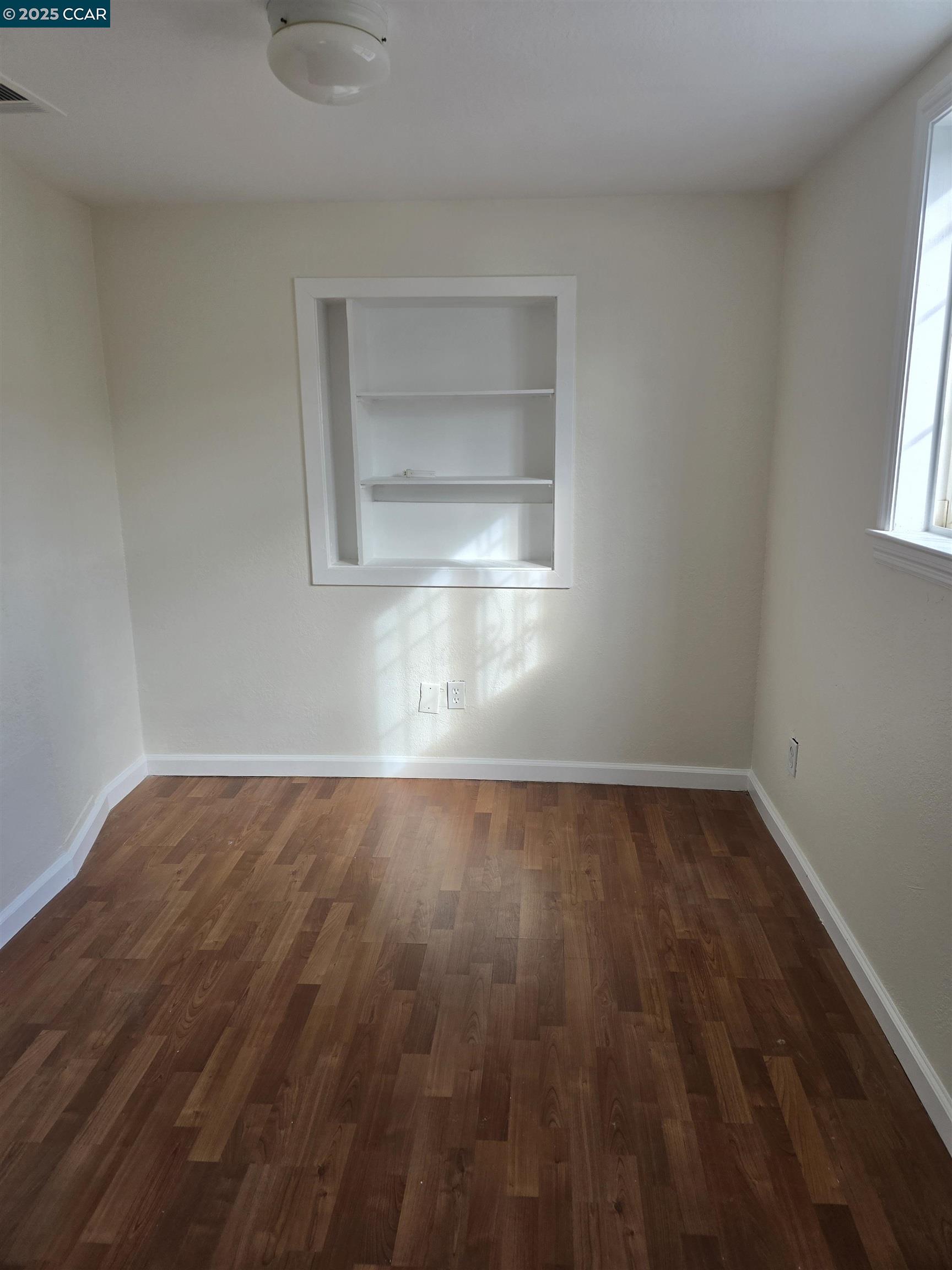 Detail Gallery Image 9 of 13 For 2846 20th St, San Pablo,  CA 94806 - 4 Beds | 2 Baths