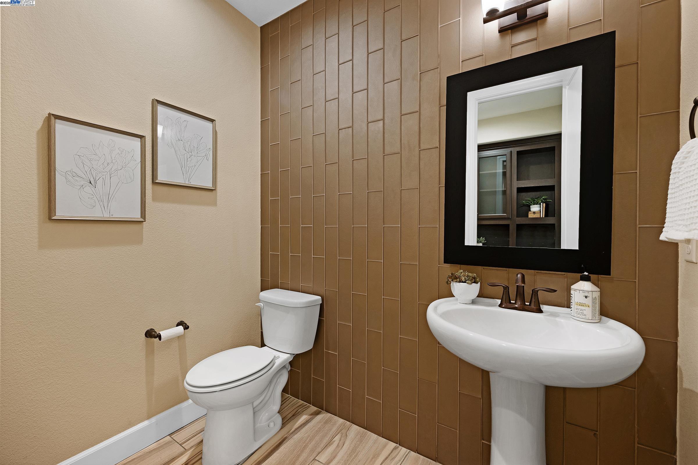 Detail Gallery Image 18 of 57 For 3838 Santa Fe Lane, Tracy,  CA 95377-8390 - 4 Beds | 4/1 Baths