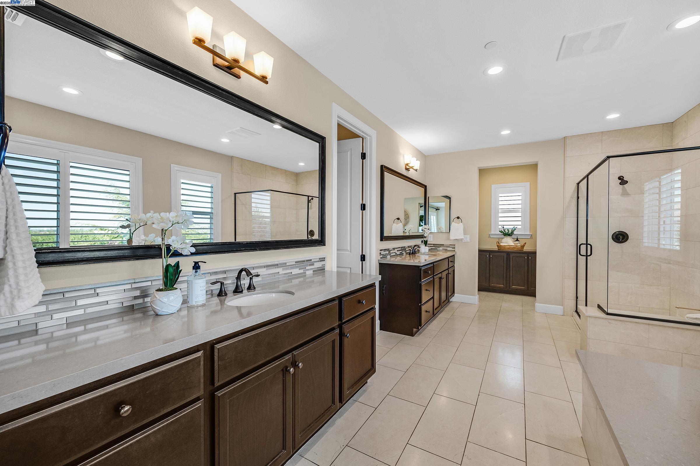 Detail Gallery Image 22 of 57 For 3838 Santa Fe Lane, Tracy,  CA 95377-8390 - 4 Beds | 4/1 Baths