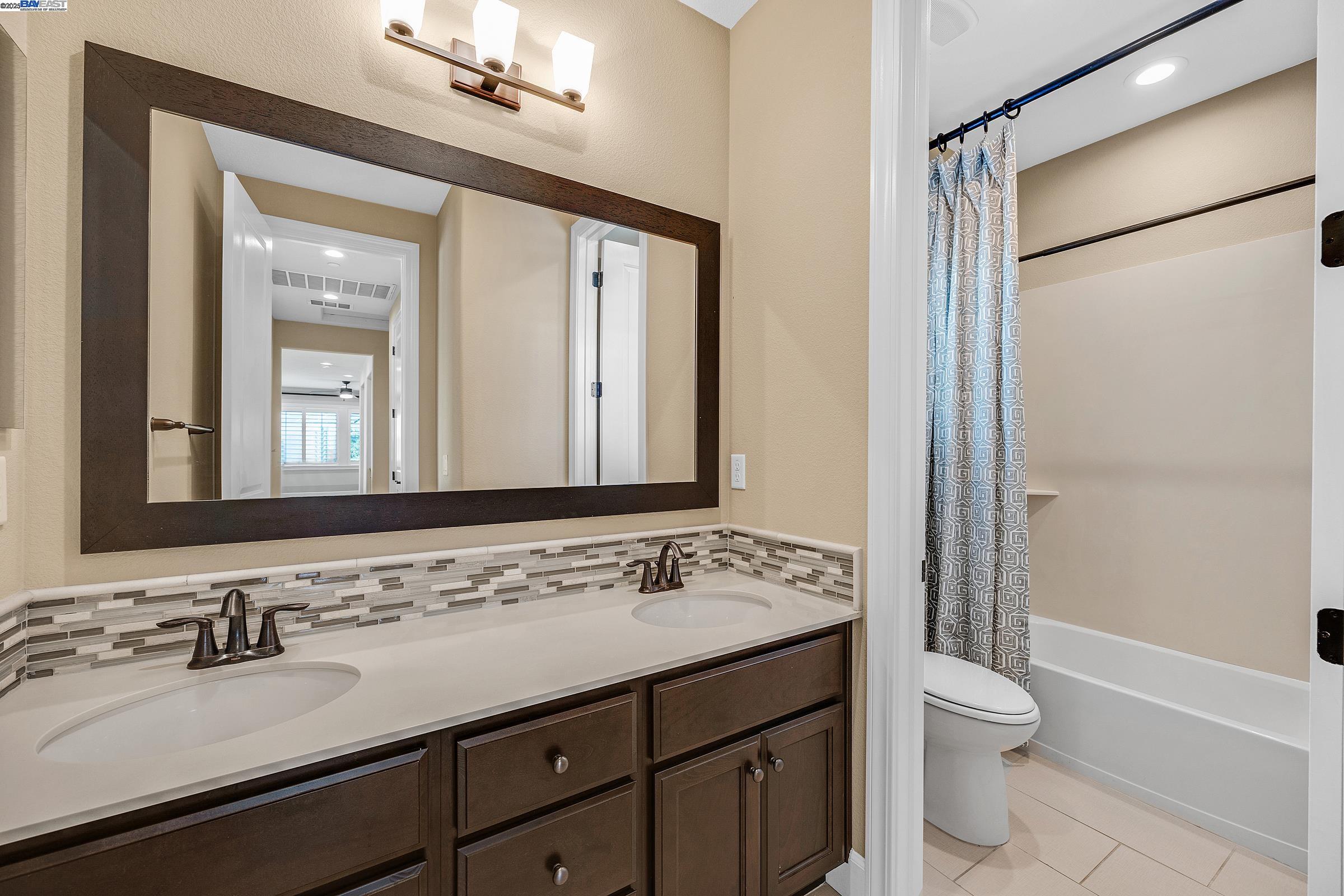 Detail Gallery Image 33 of 57 For 3838 Santa Fe Lane, Tracy,  CA 95377-8390 - 4 Beds | 4/1 Baths