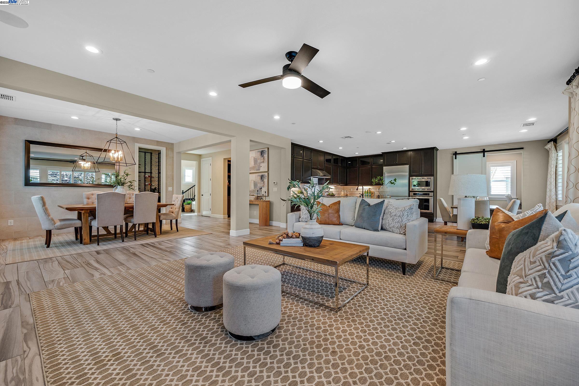 Detail Gallery Image 10 of 57 For 3838 Santa Fe Lane, Tracy,  CA 95377-8390 - 4 Beds | 4/1 Baths