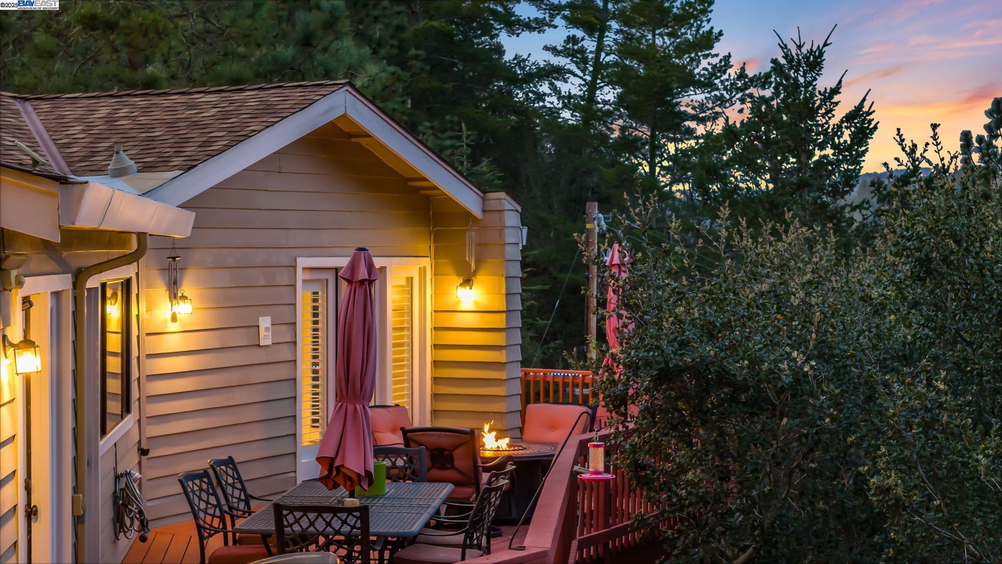 Detail Gallery Image 11 of 60 For 205 Blueberry Dr, Scotts Valley,  CA 95066 - 5 Beds | 4 Baths