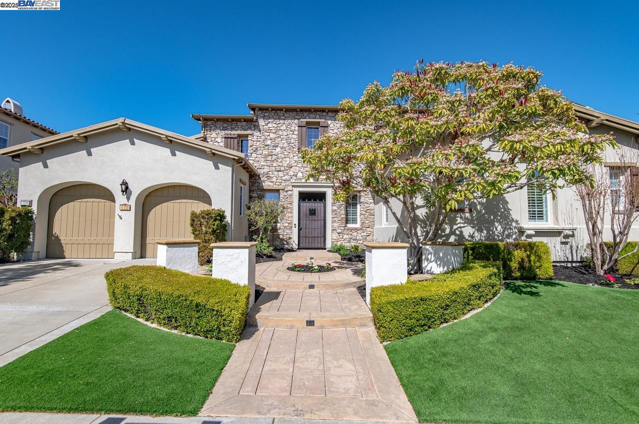 Detail Gallery Image 1 of 1 For 2239 Britannia Dr, San Ramon,  CA 94582 - 4 Beds | 2/1 Baths