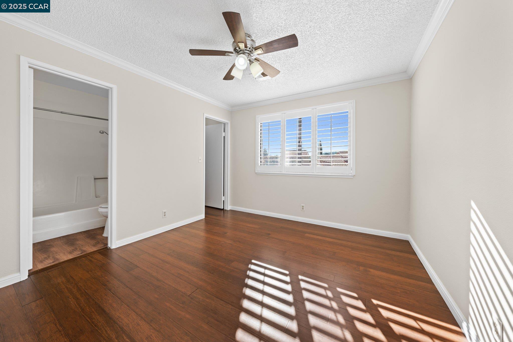 Detail Gallery Image 11 of 26 For 58 Crystal Cir, Hercules,  CA 94547 - 2 Beds | 1/1 Baths