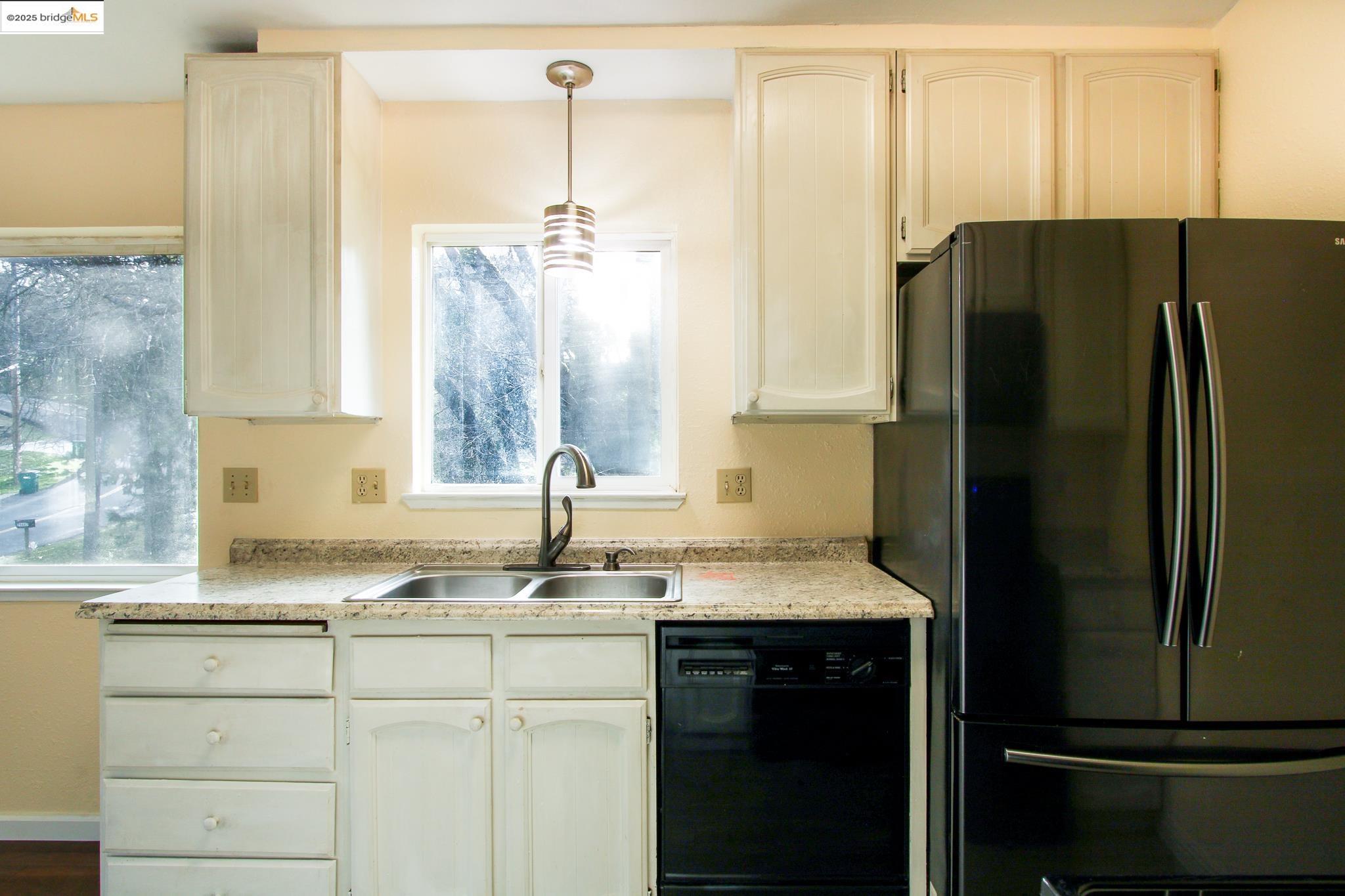 Detail Gallery Image 14 of 24 For 21473 Eel River Dr, Sonora,  CA 95370 - 4 Beds | 2 Baths