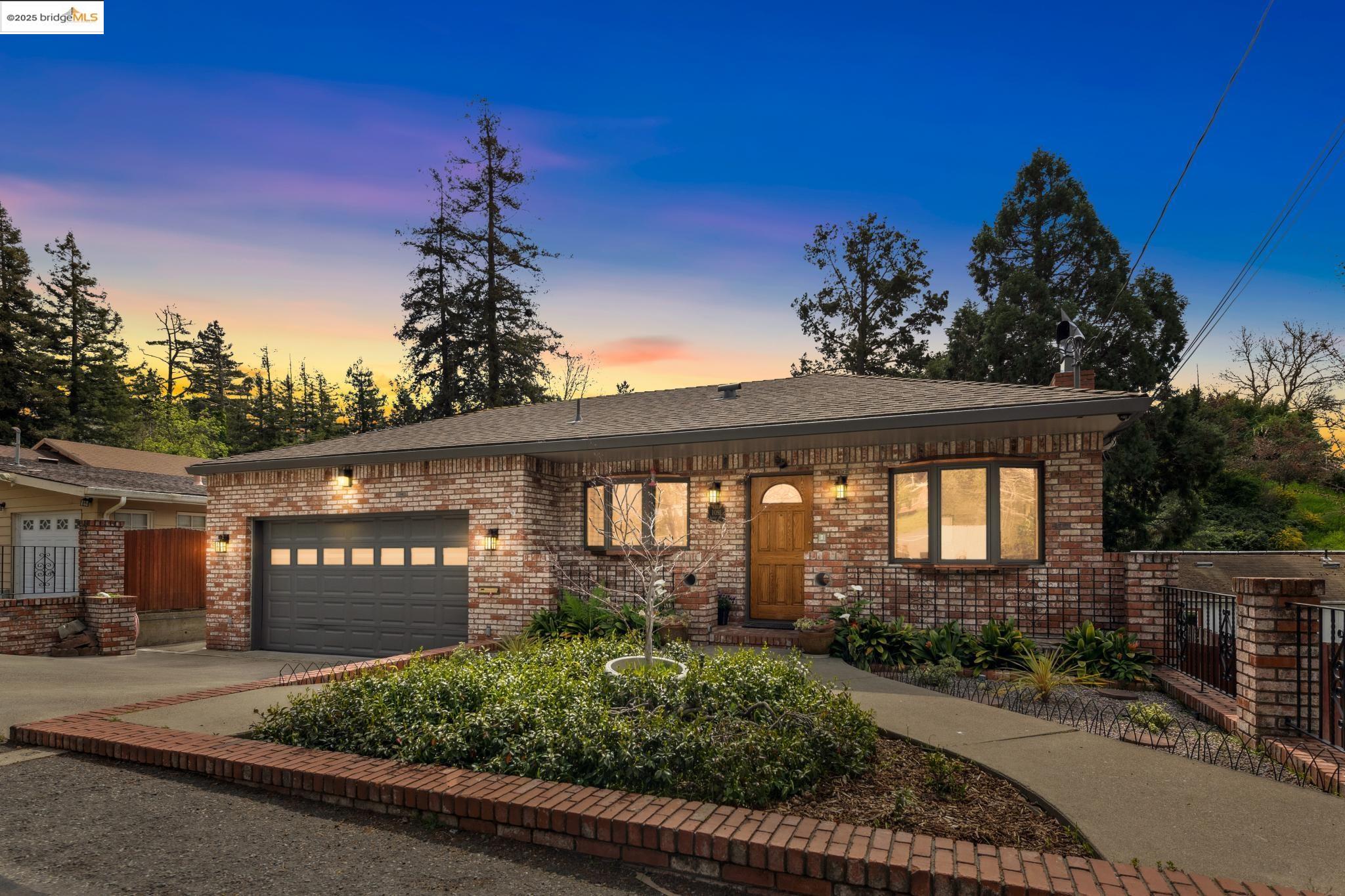 1091 Manor Rd.