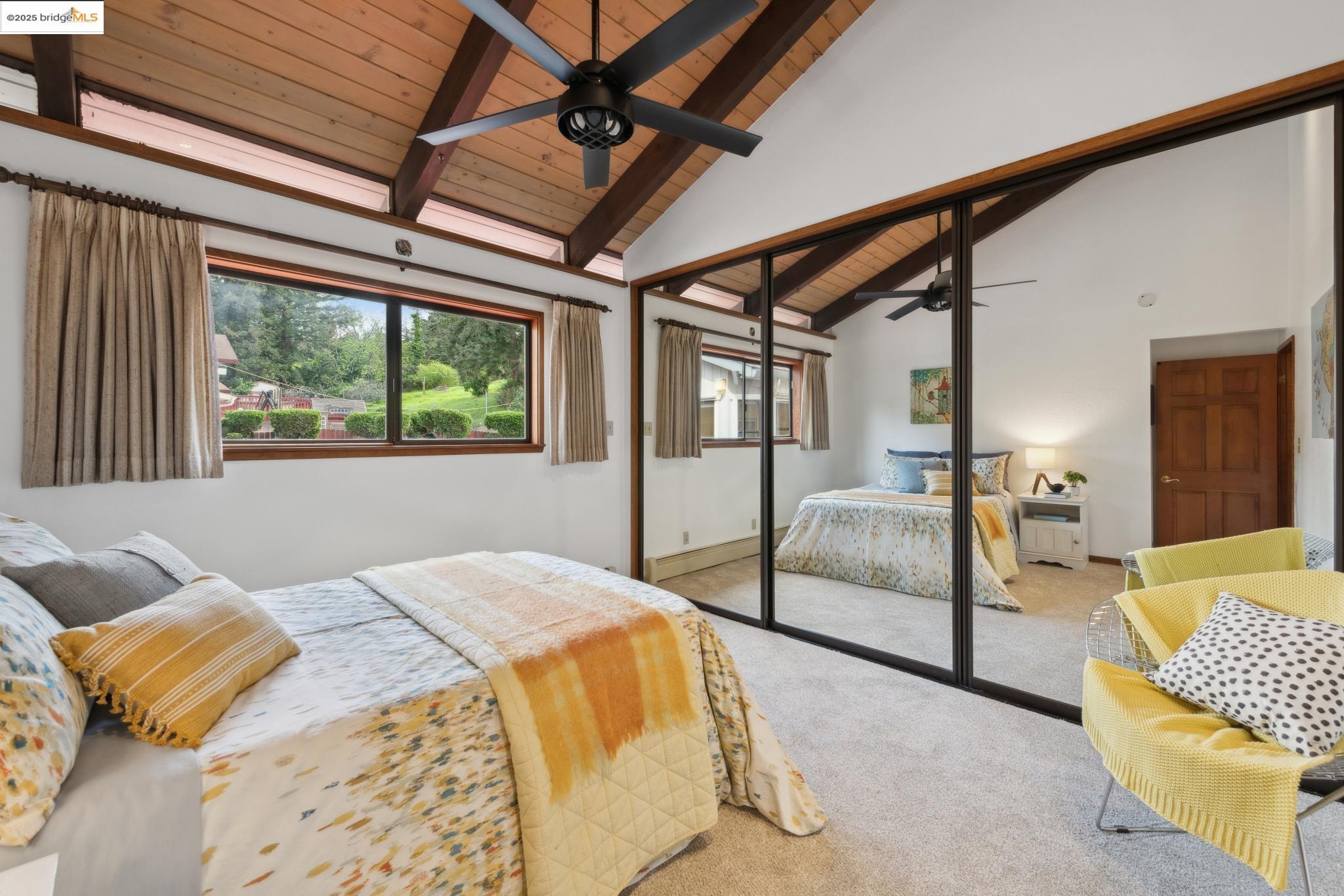 1091 Manor Rd.