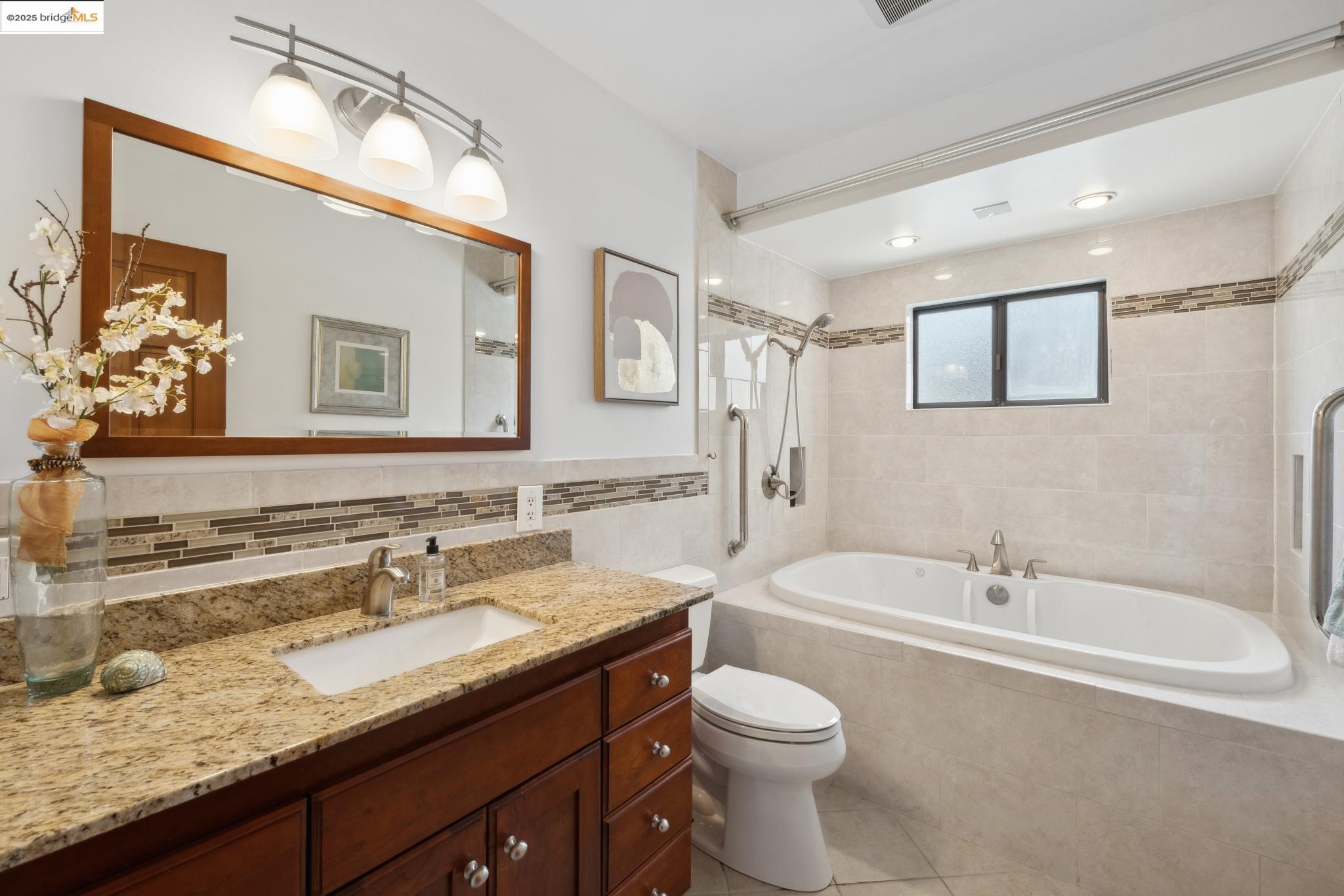1091 Manor Rd.