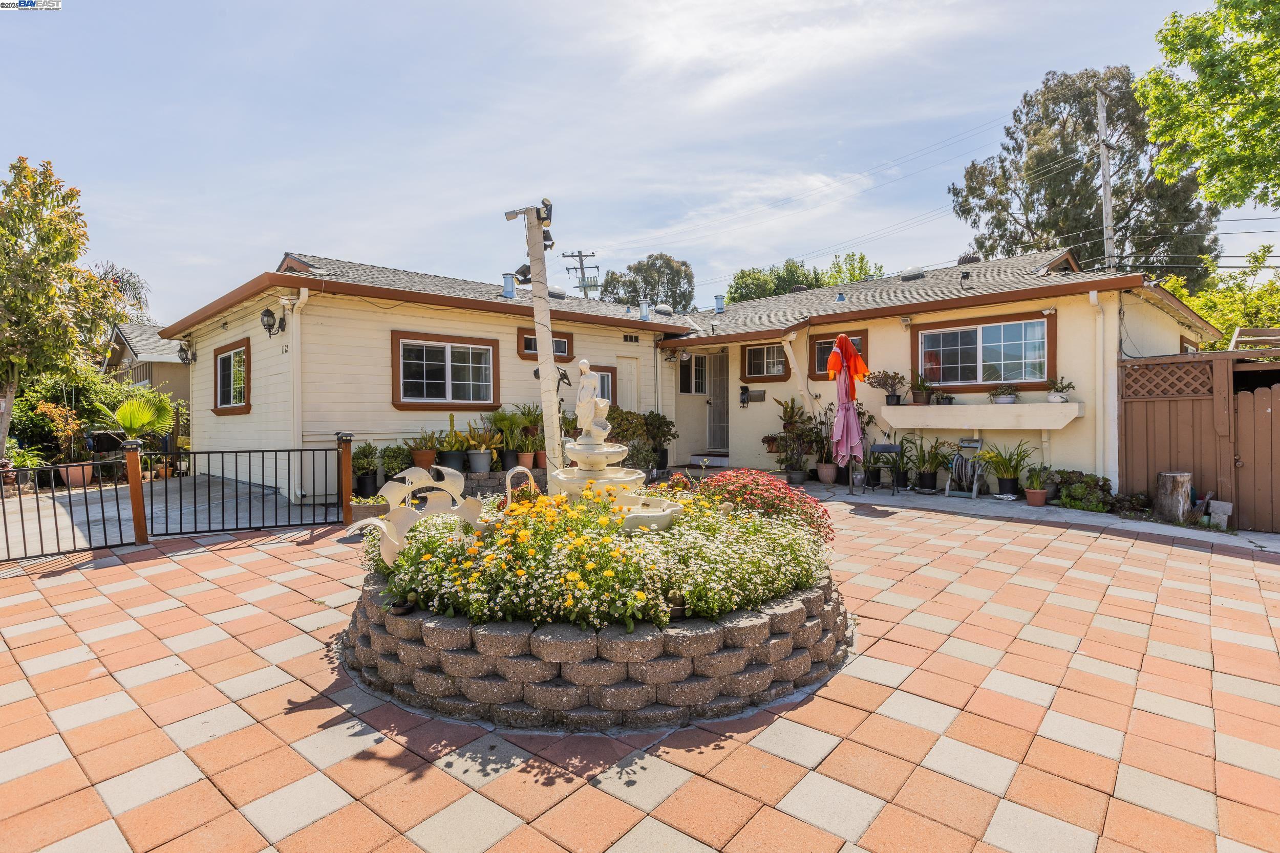Detail Gallery Image 1 of 47 For 1122 Park Grove Dr, Milpitas,  CA 95035 - 4 Beds | 3 Baths