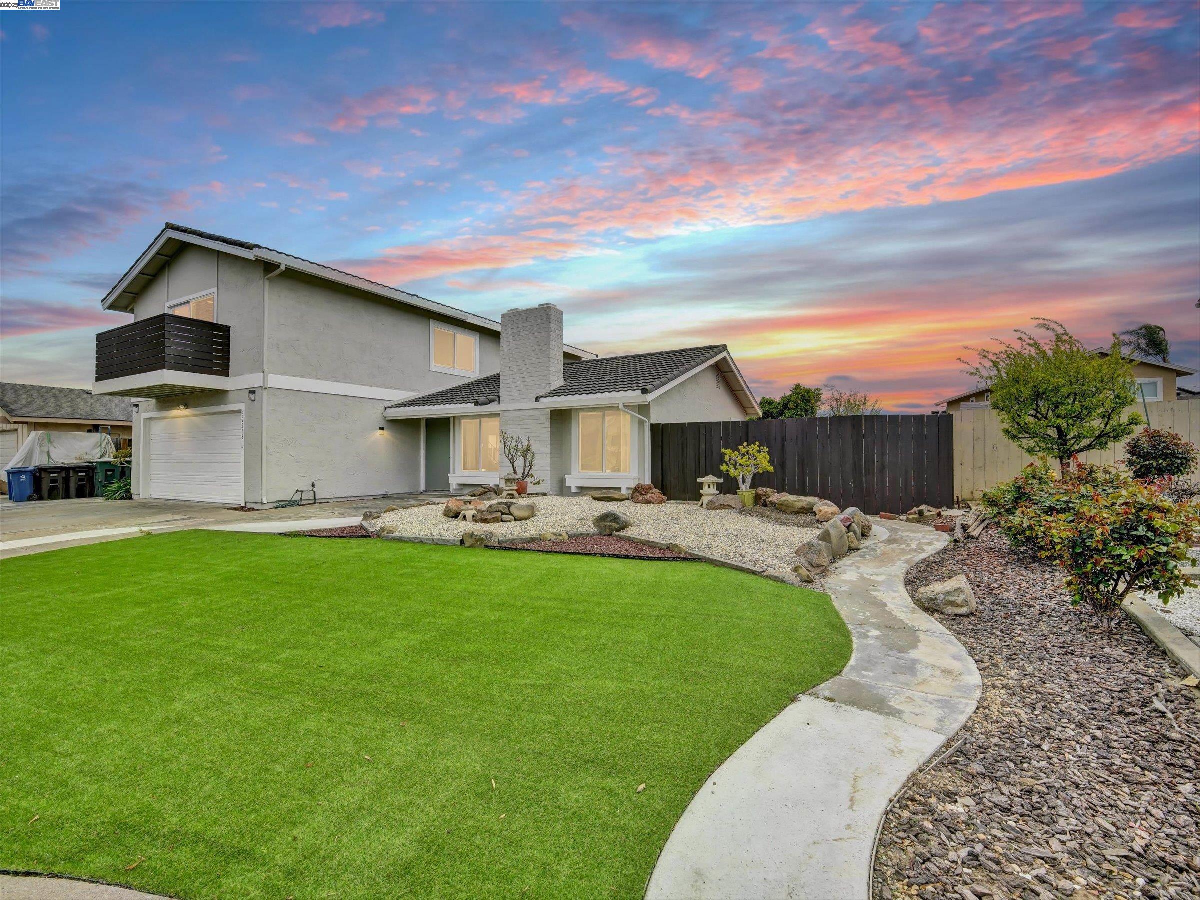 Detail Gallery Image 1 of 1 For 32218 Dana Ct, Union City,  CA 94587 - 4 Beds | 2/1 Baths