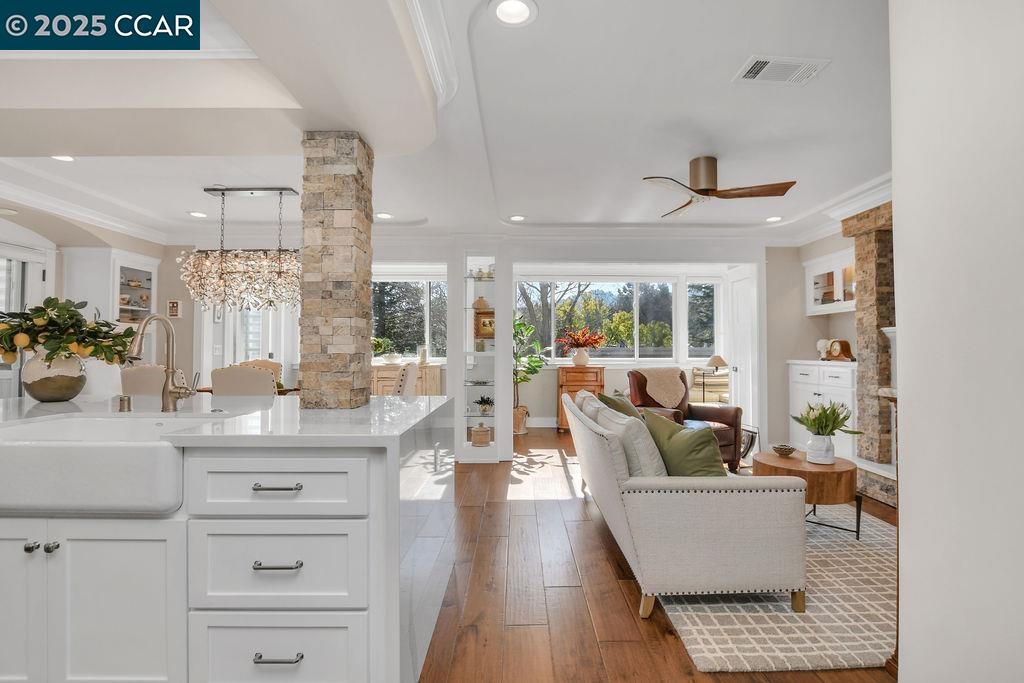Photo #2: 41090808 Listing 