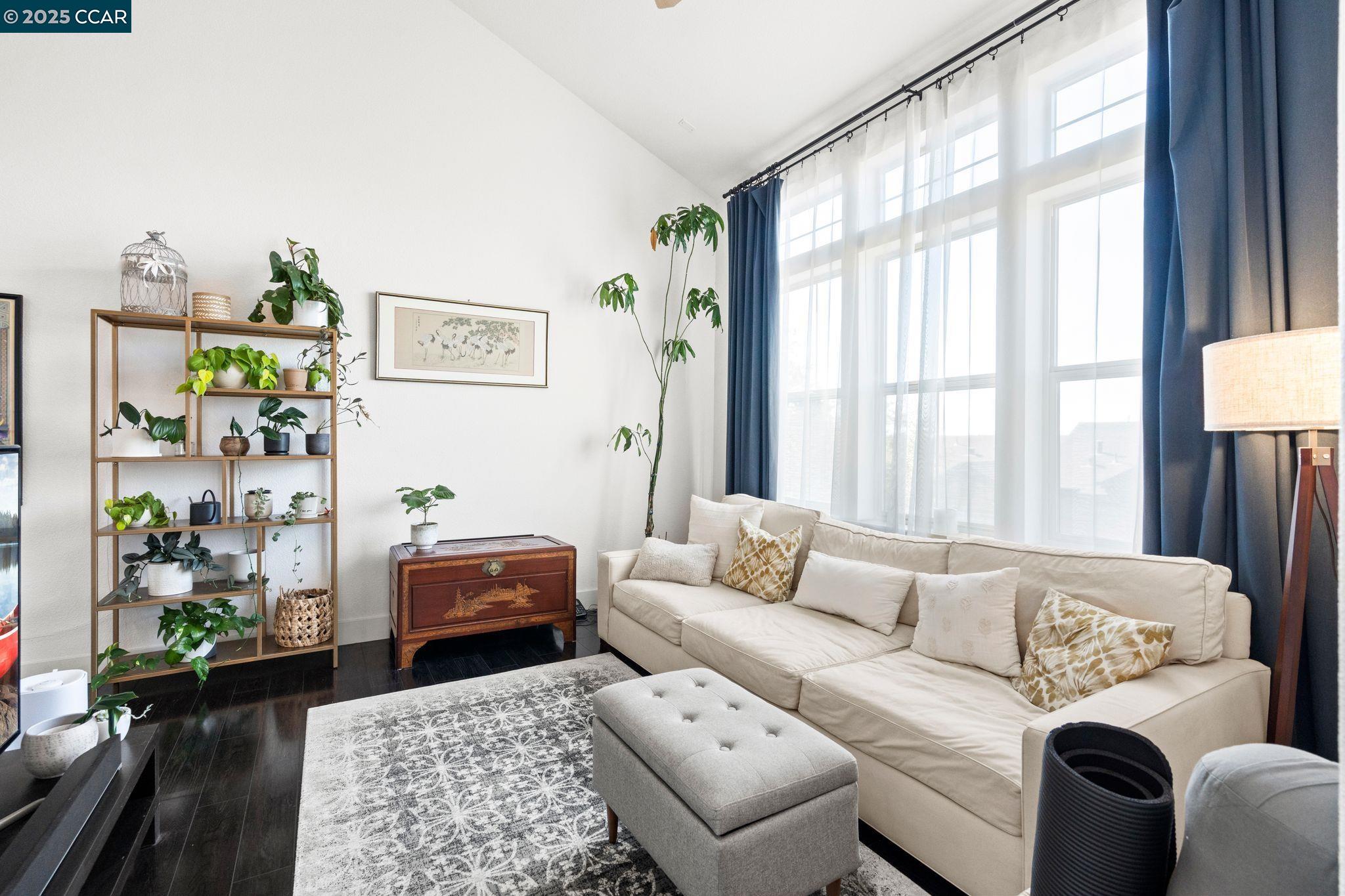 More Details about MLS # 41090812 : 6071 OLD QUARRY LOOP